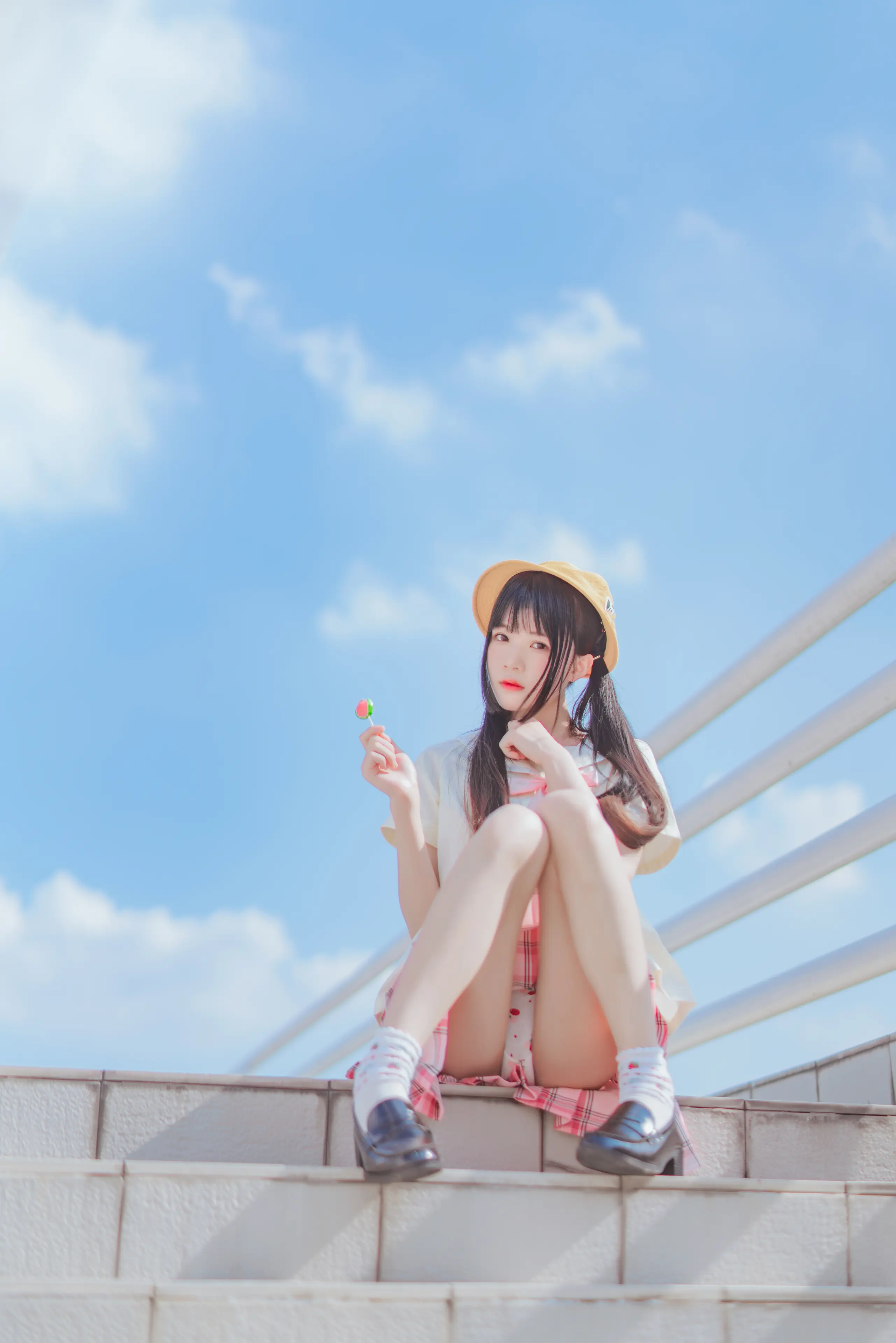 桜桃喵 幼稚园 [35P]