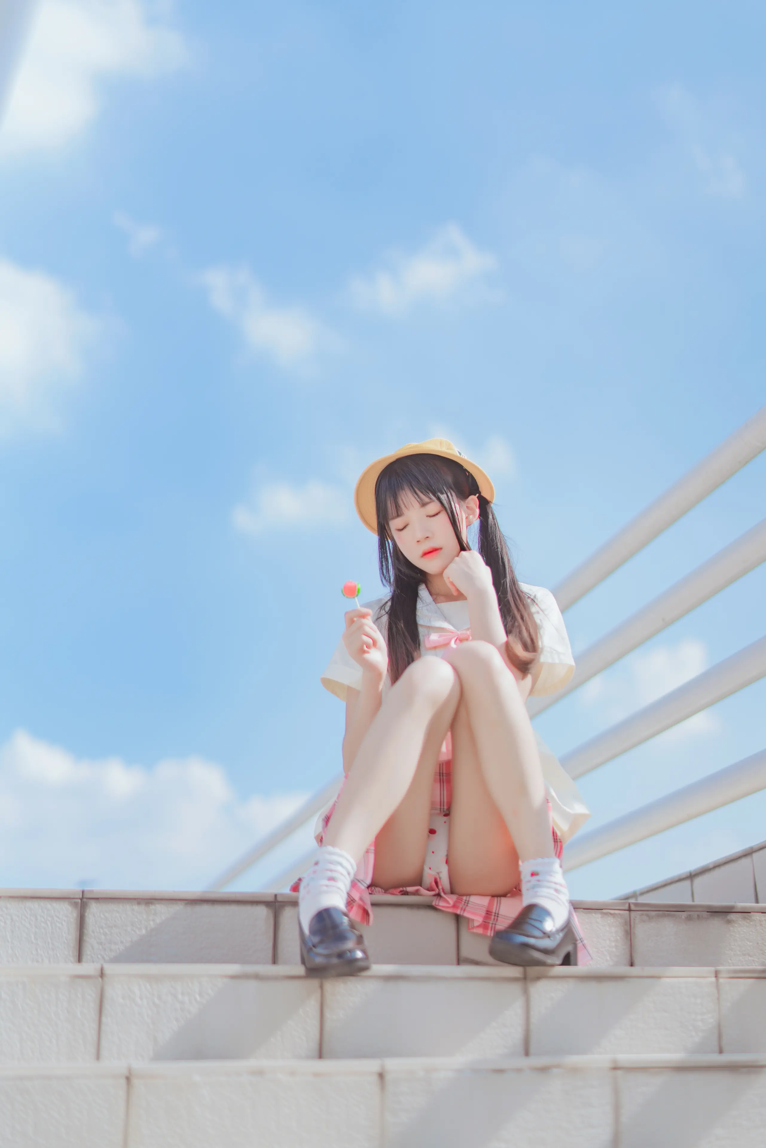 桜桃喵 幼稚园 [35P]