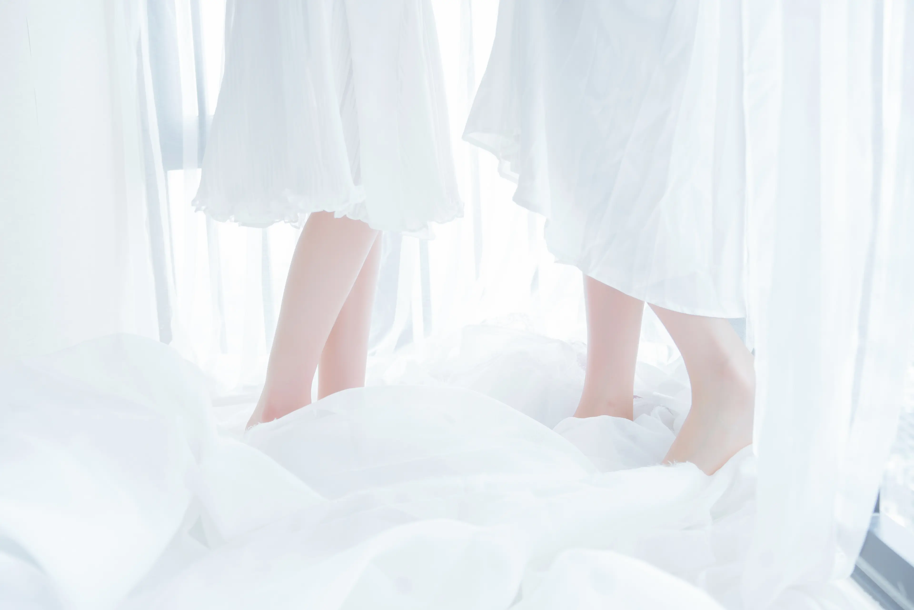 桜桃喵 朝(白裙×白裙) (&木绵绵) [58P]