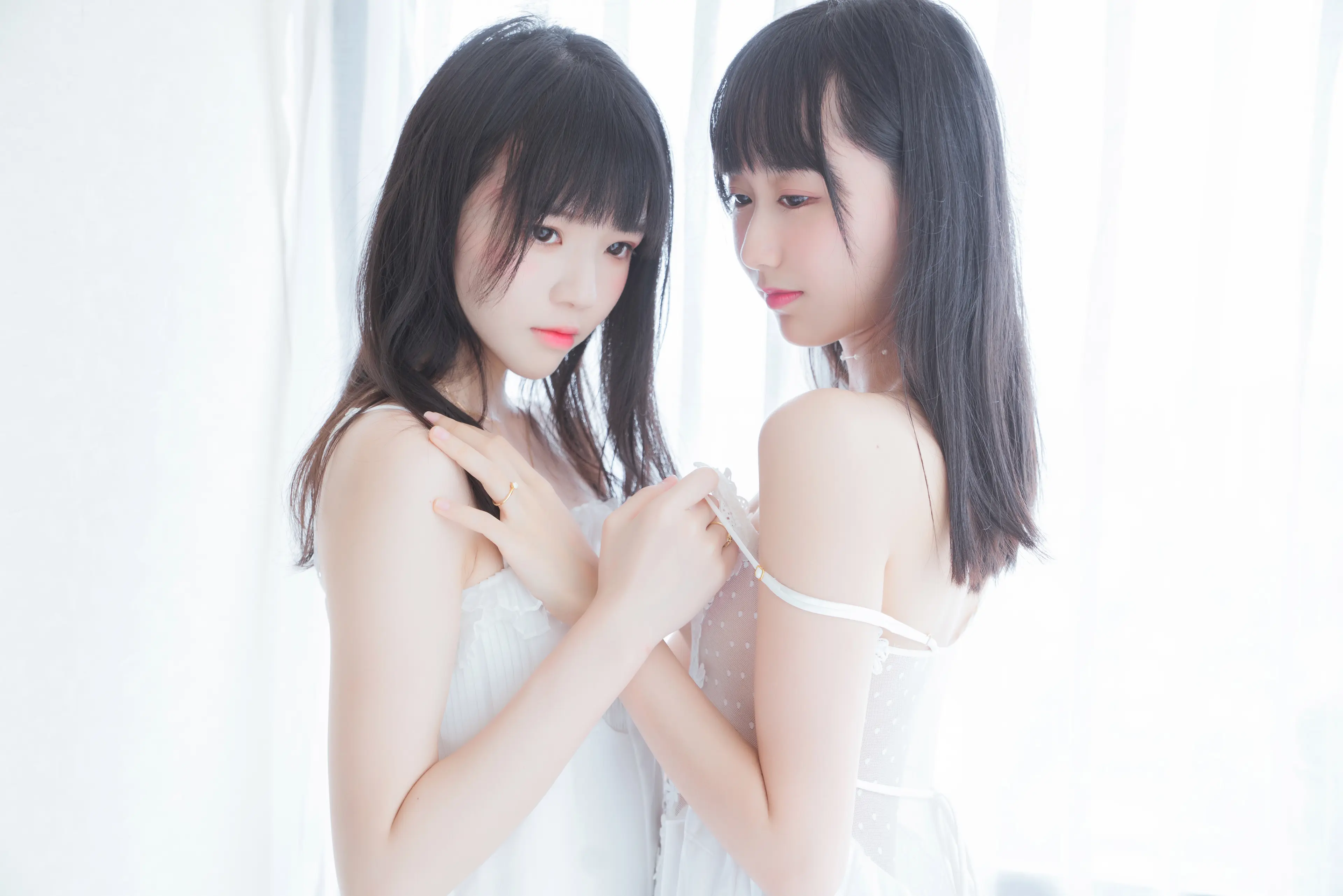 桜桃喵 朝(白裙×白裙) (&木绵绵) [58P]