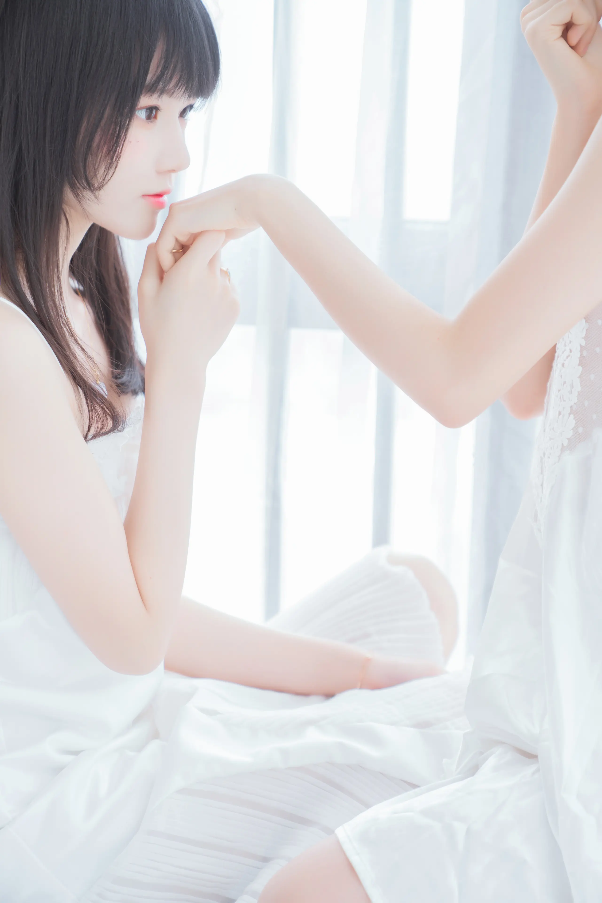 桜桃喵 朝(白裙×白裙) (&木绵绵) [58P]