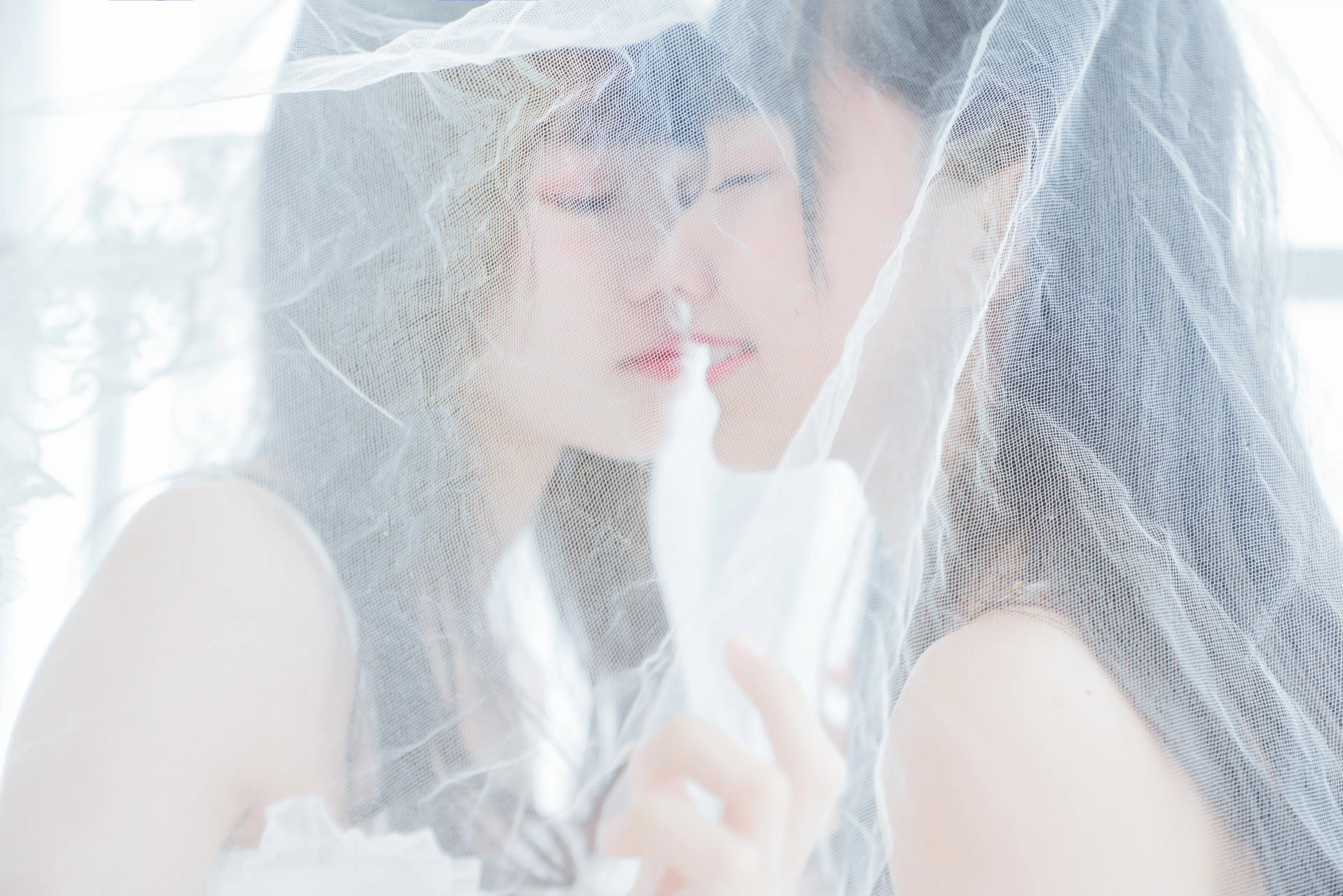 桜桃喵 朝(白裙×白裙) (&木绵绵) [58P]