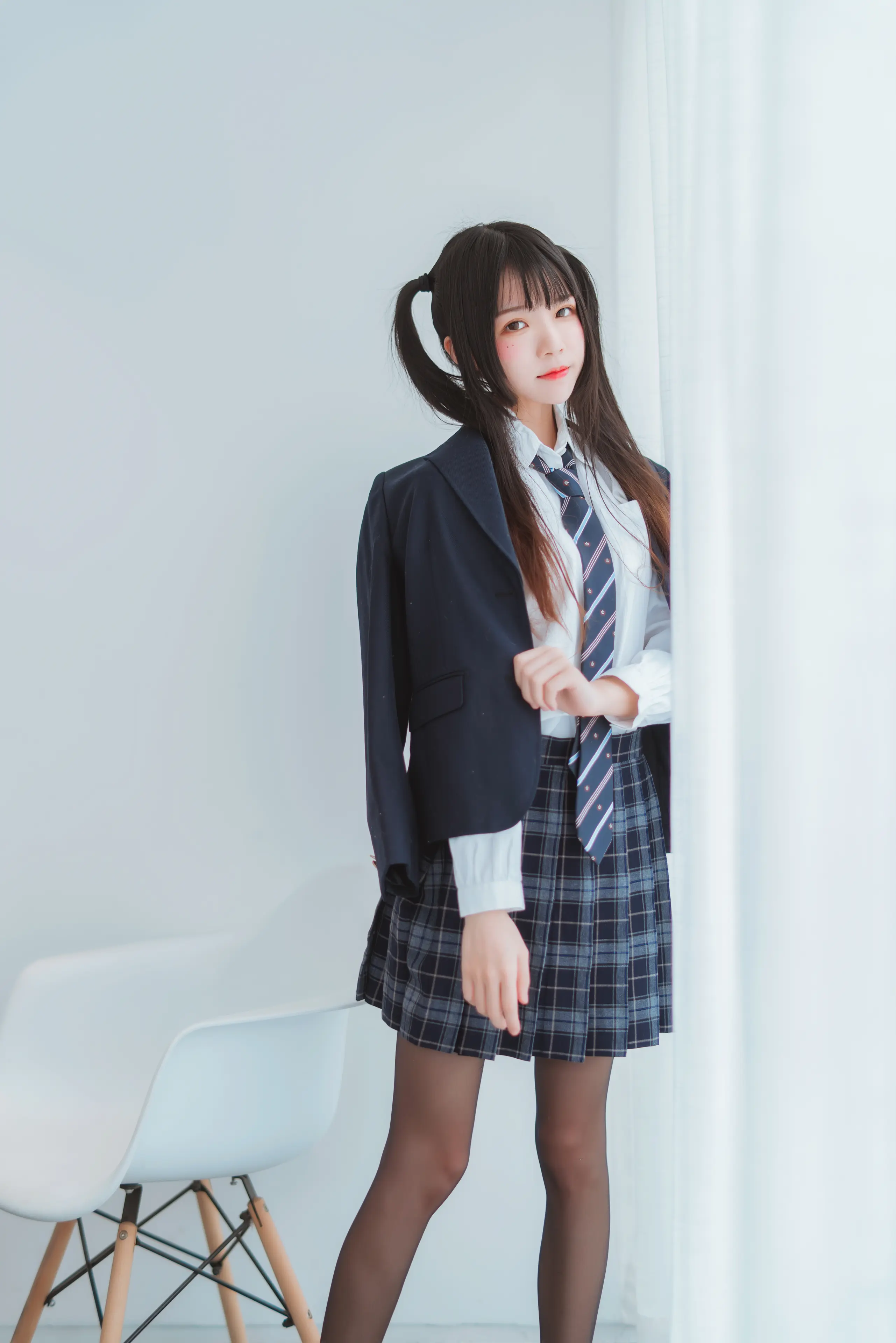 桜桃喵 未熟2 冬制服 [45P]