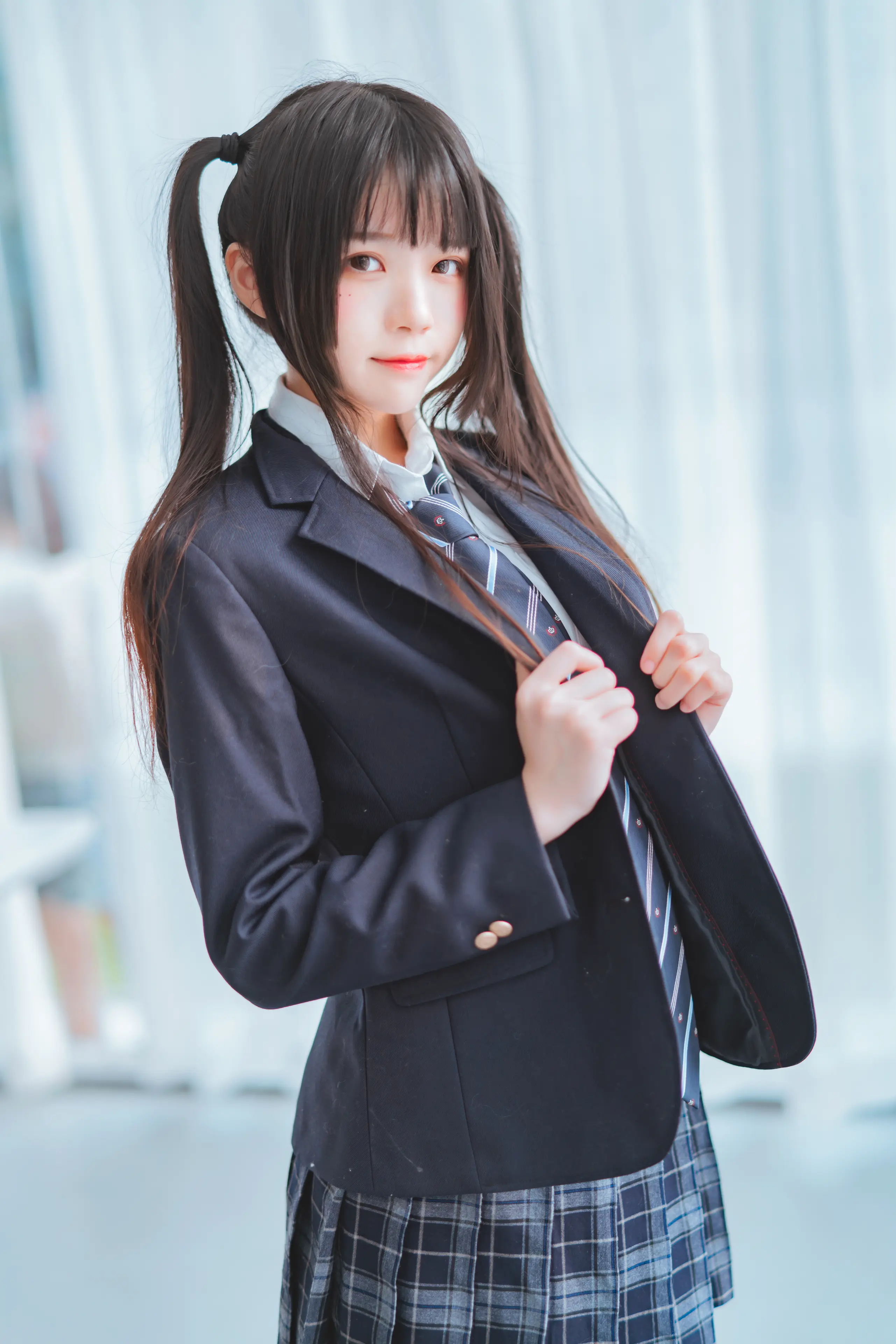 桜桃喵 未熟2 冬制服 [45P]