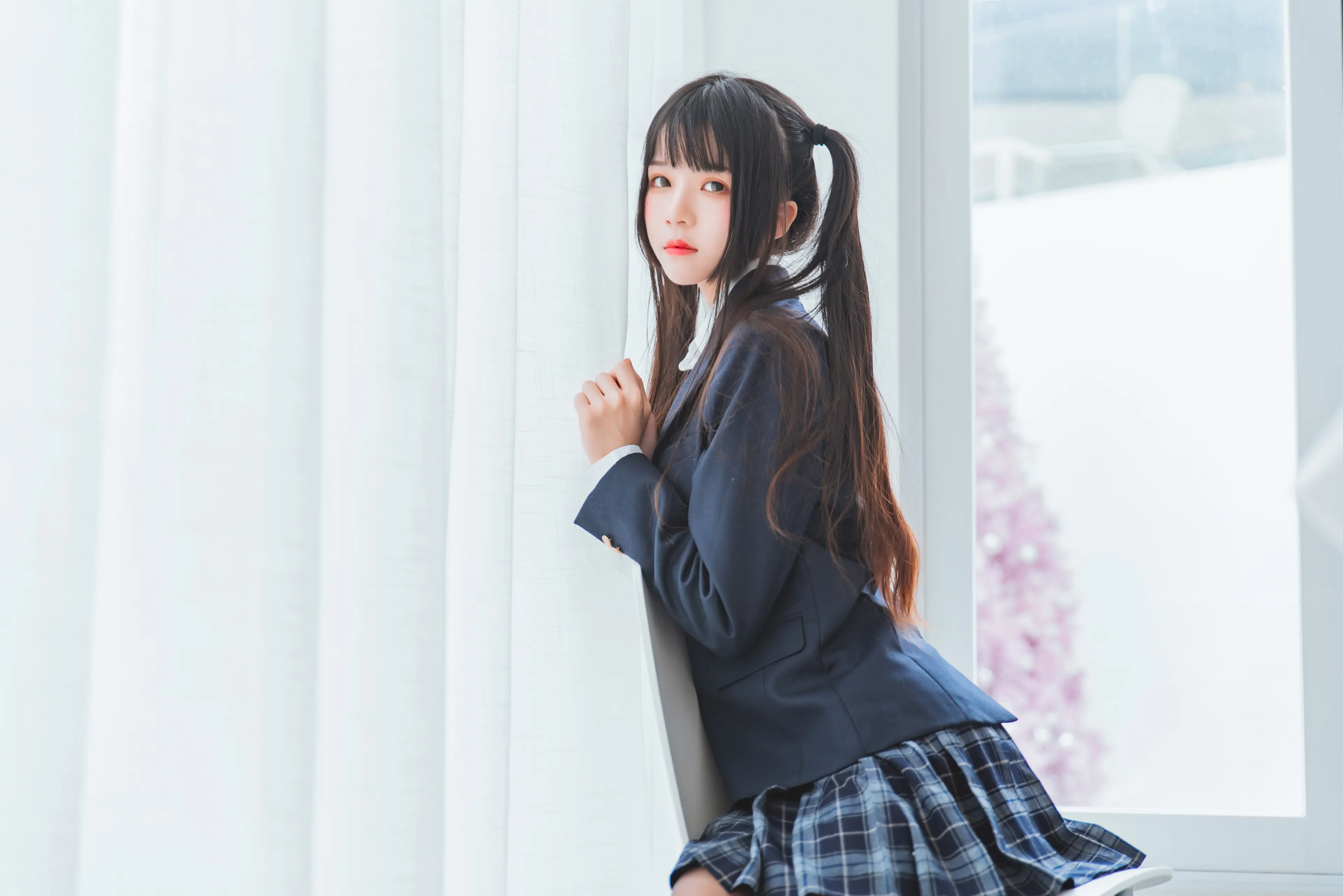 桜桃喵 未熟2 冬制服 [45P]