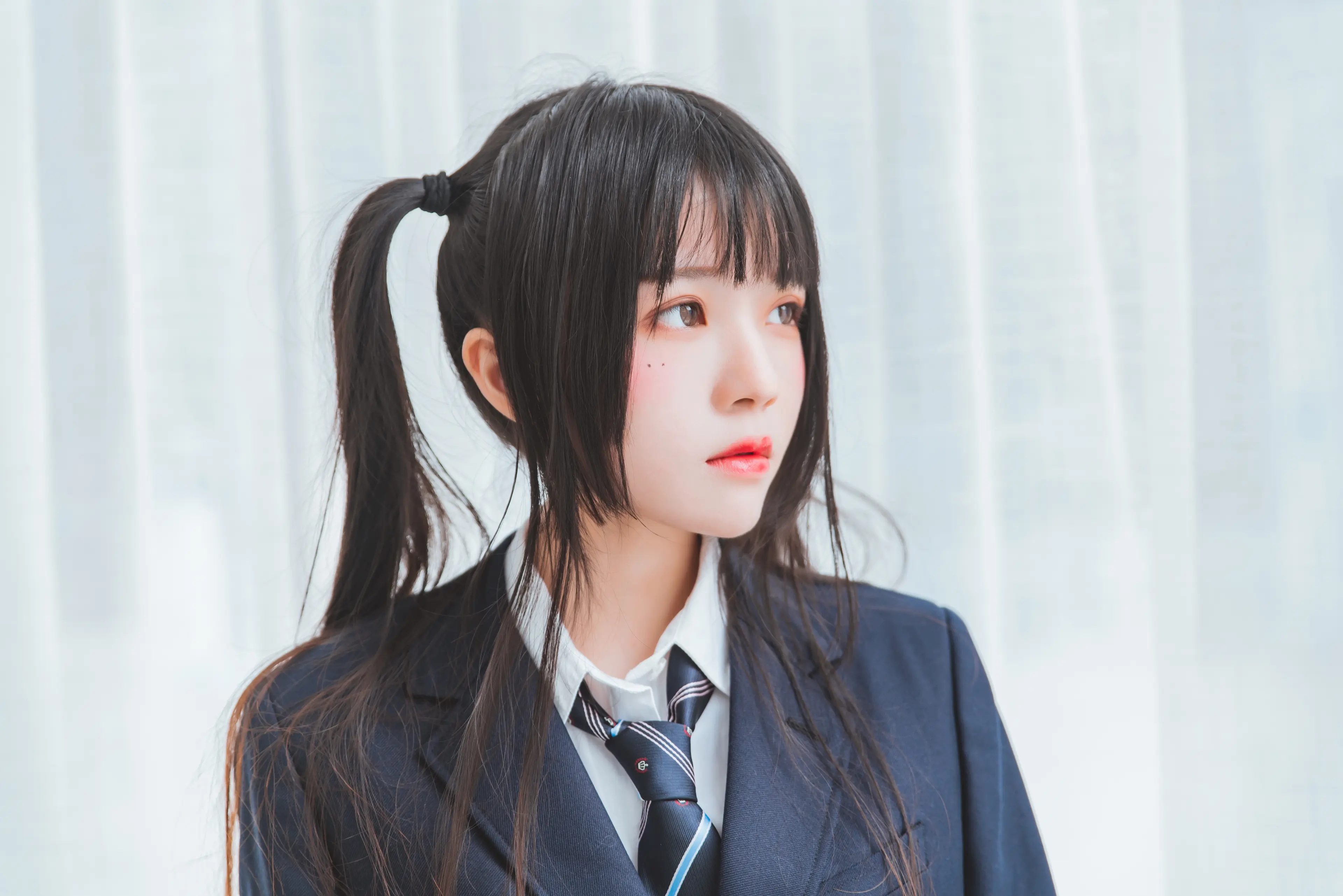 桜桃喵 未熟2 冬制服 [45P]