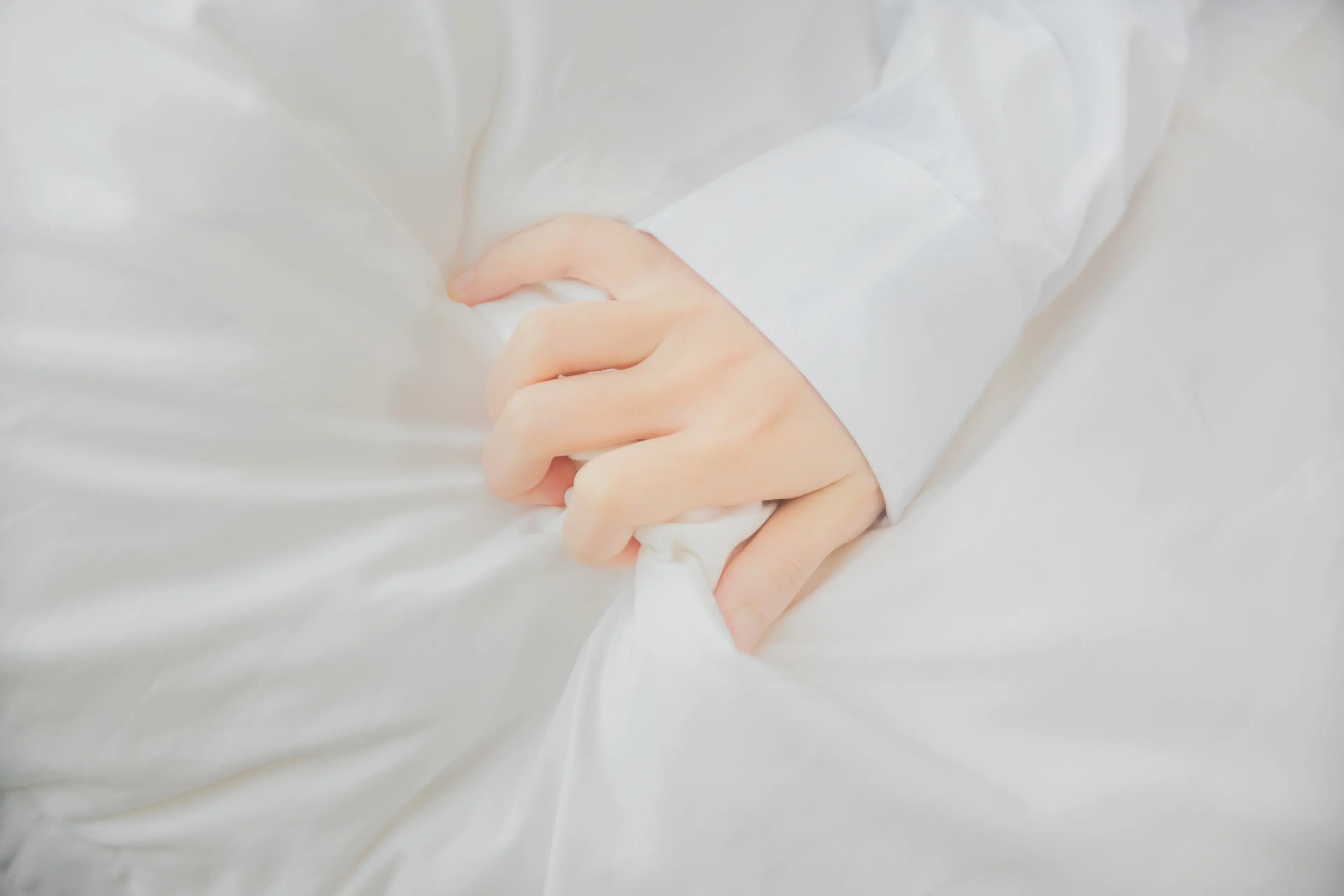 桜桃喵 桜桃未熟 白衬衫双马尾 [47P]