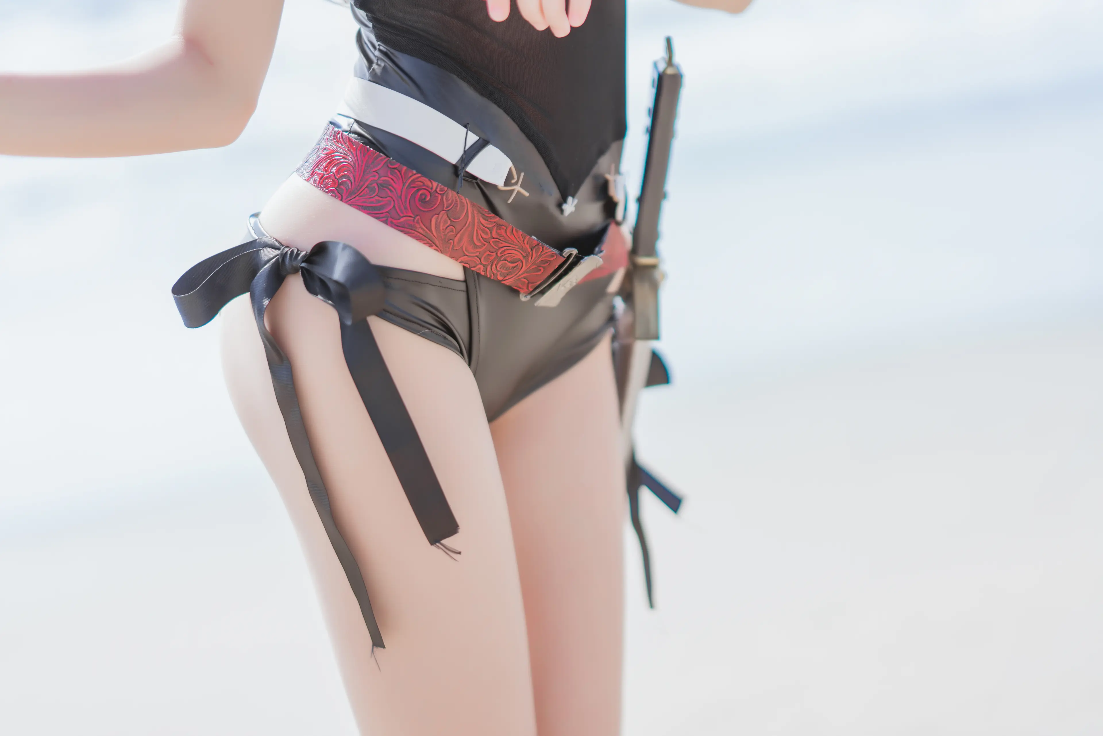 桜桃喵 泳衣天火 [25P]