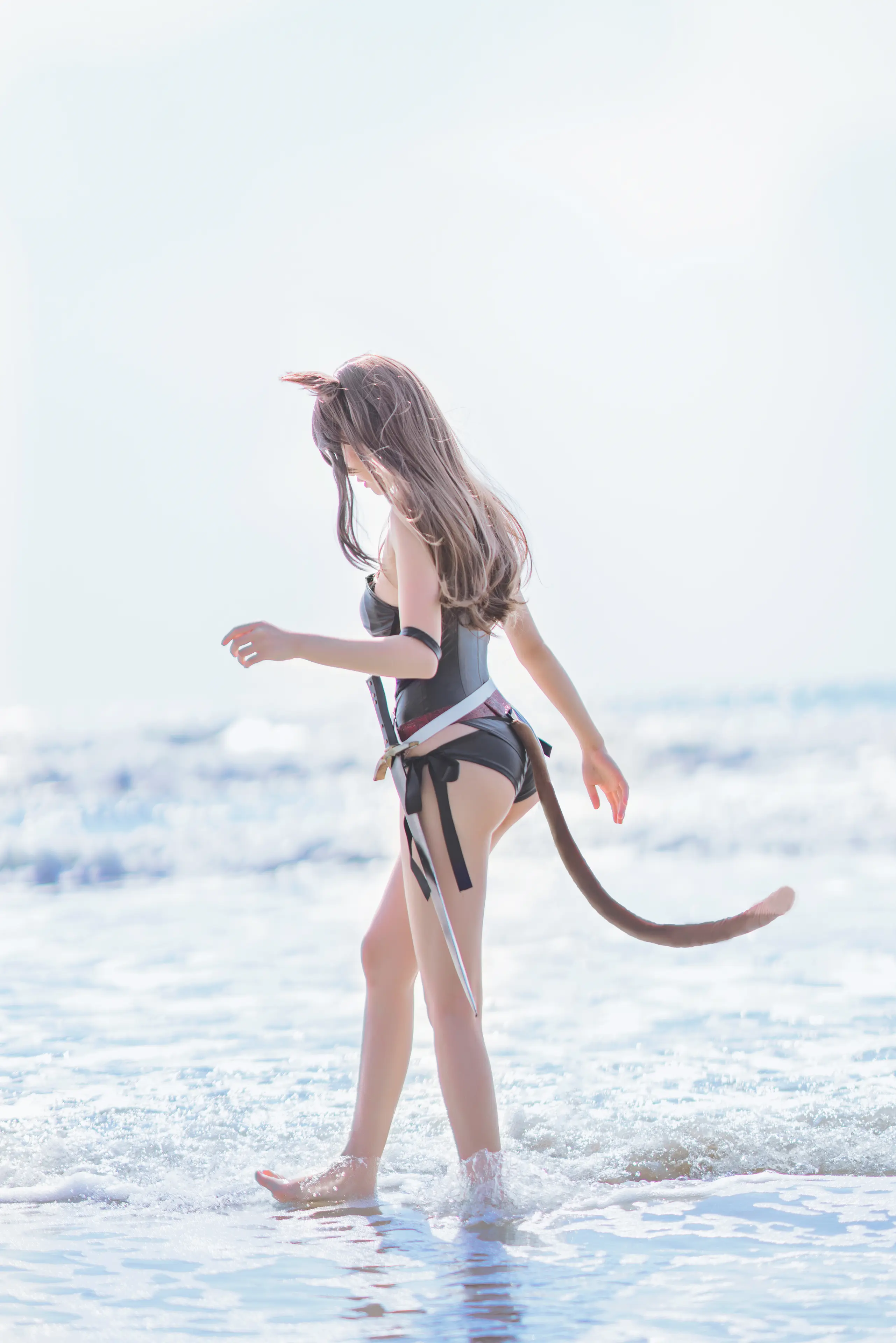 桜桃喵 泳衣天火 [25P]