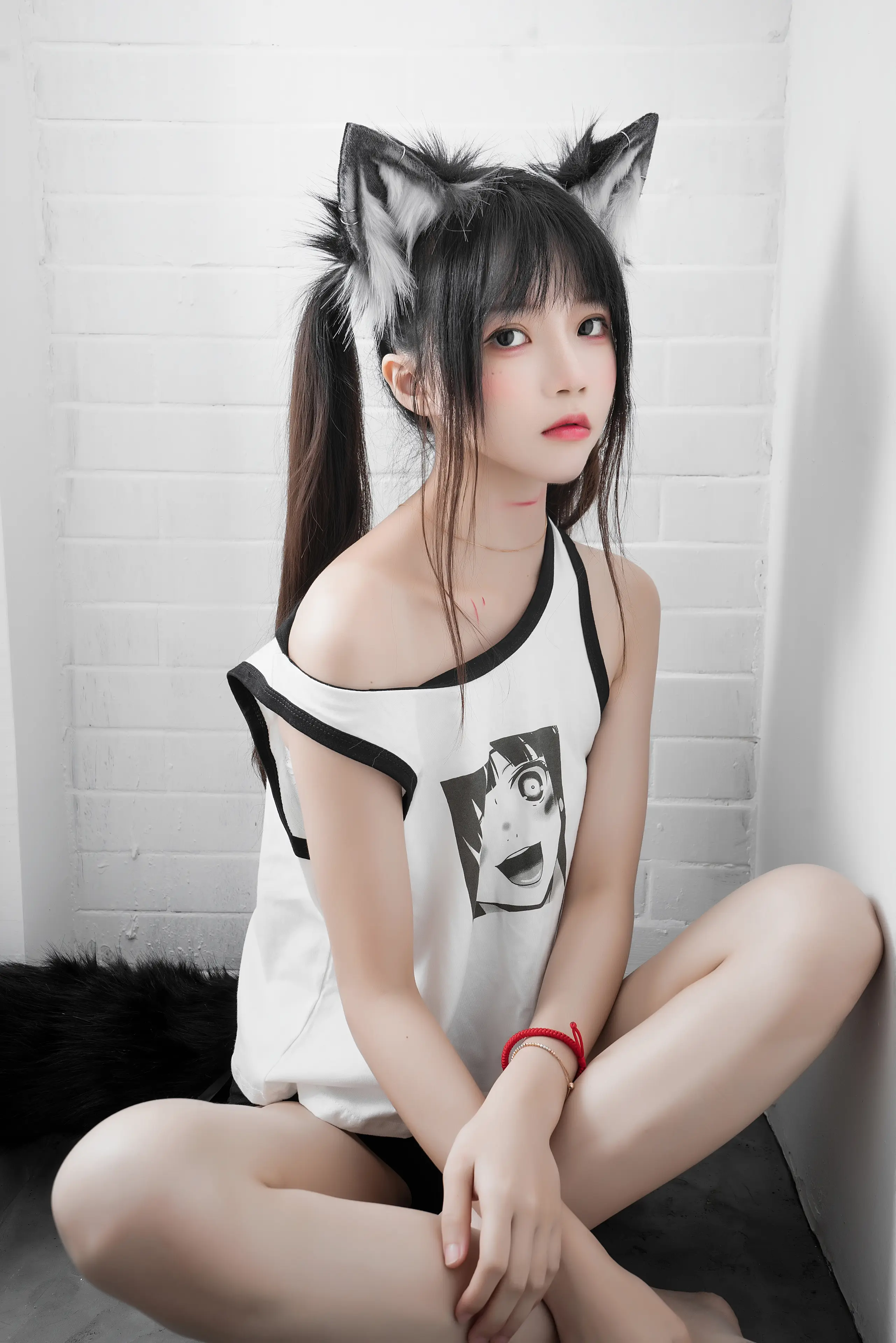 桜桃喵 狼崽崽 [60P]