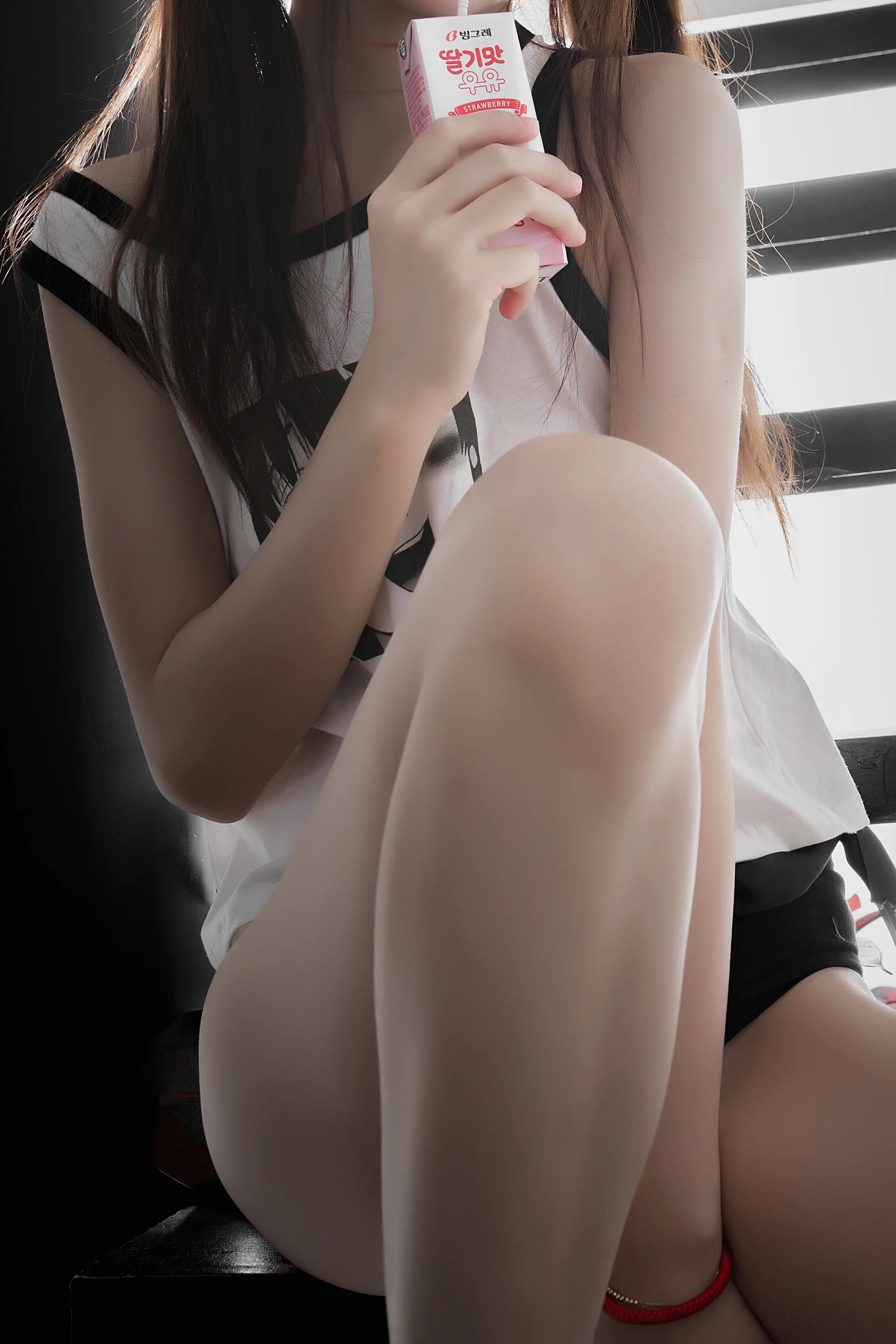 桜桃喵 狼崽崽 [60P]