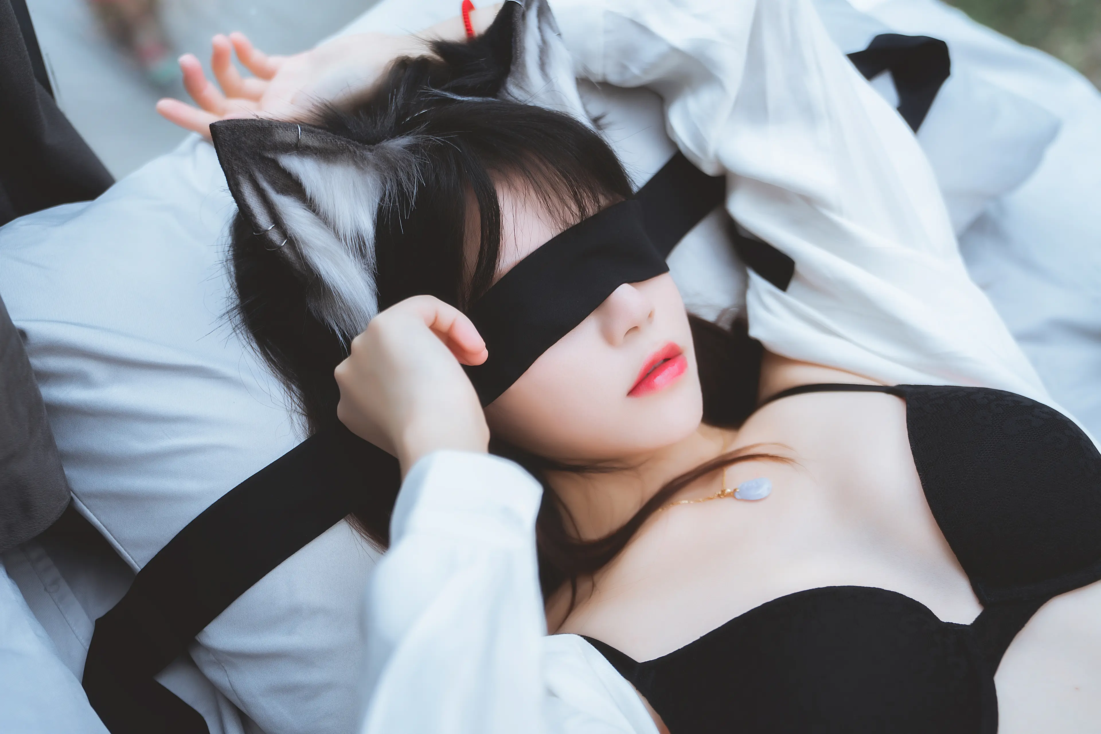 桜桃喵 狼来了01 [72P]