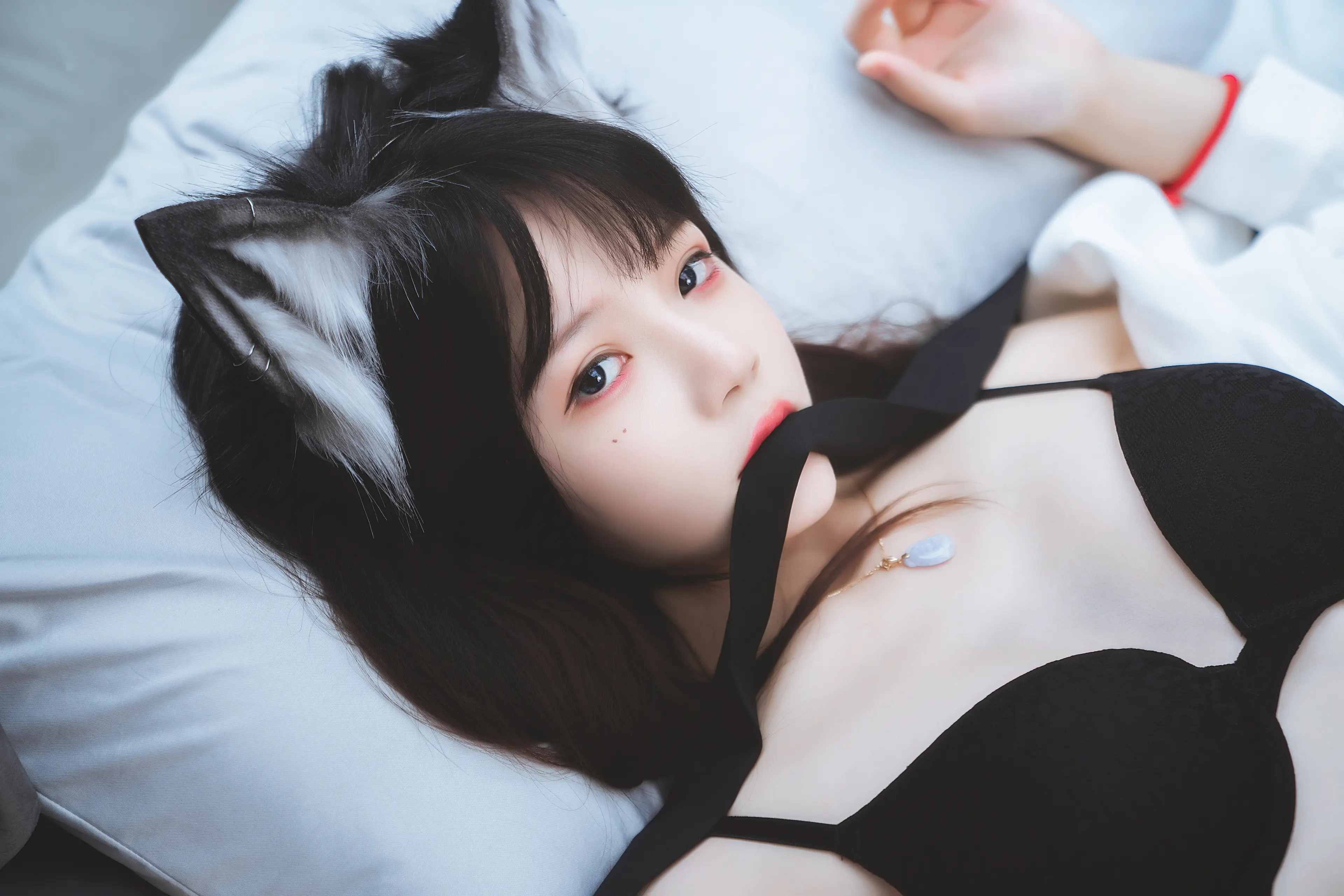 桜桃喵 狼来了01 [72P]