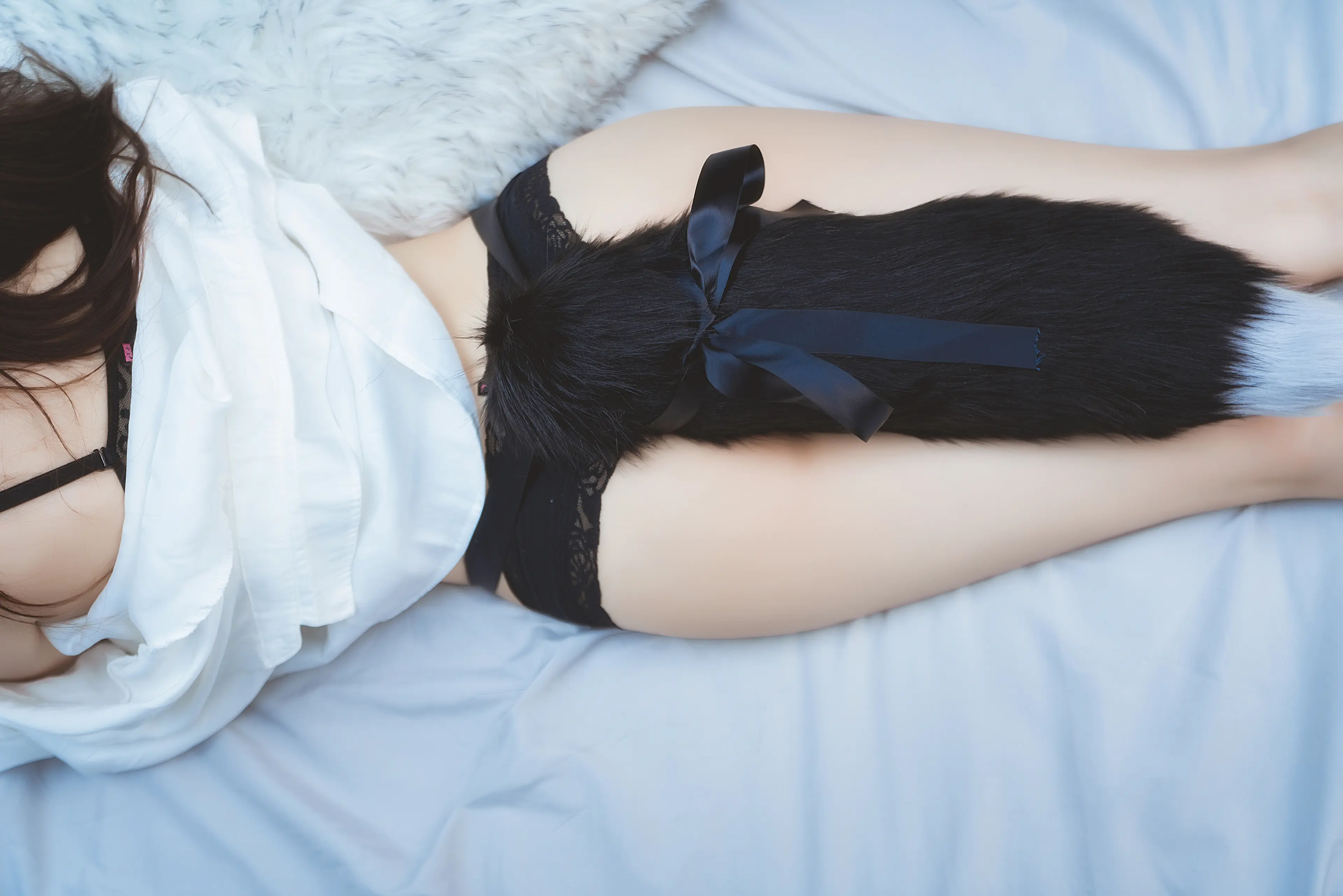 桜桃喵 狼来了01 [72P]