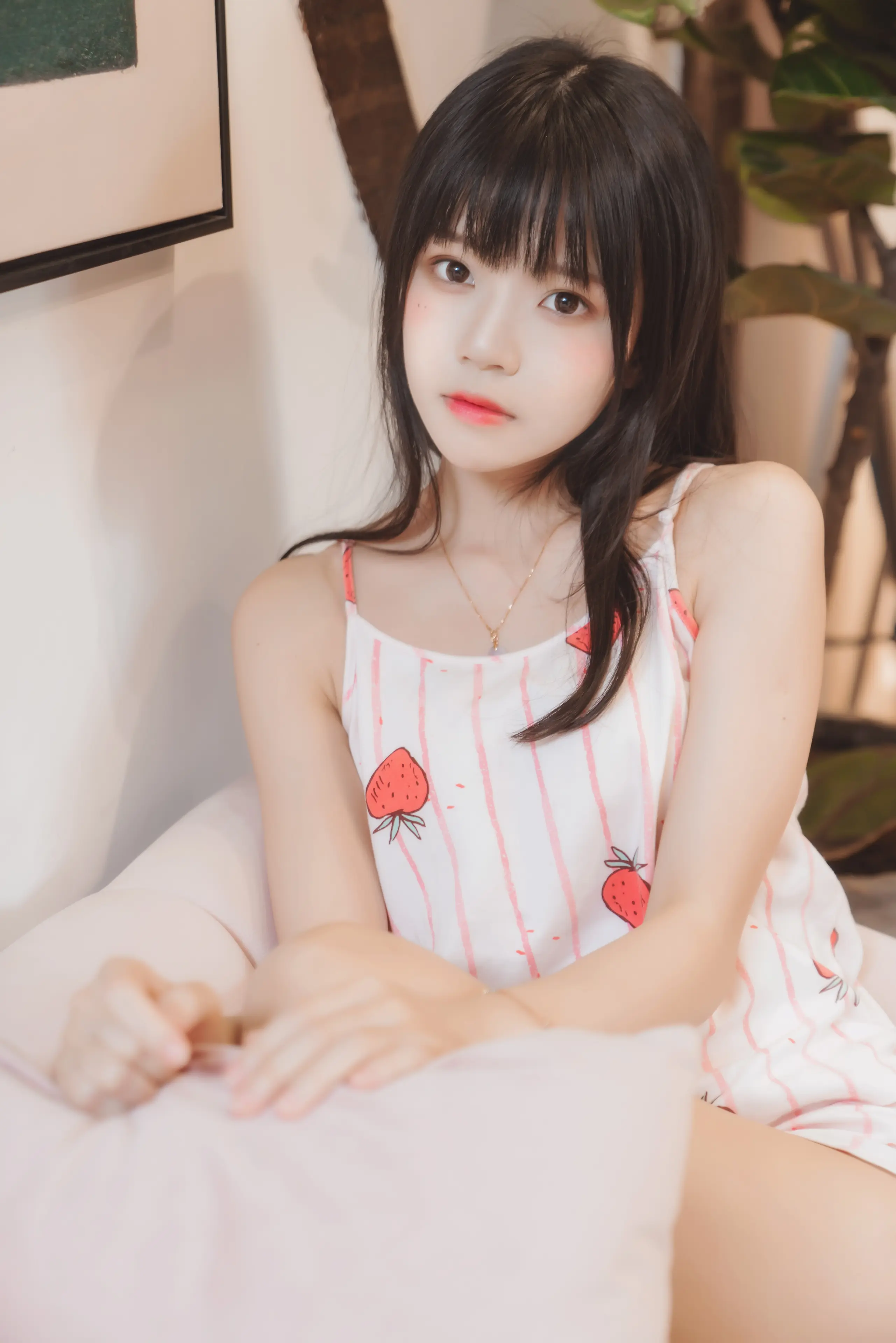 桜桃喵 甜甜 唇边小草莓 [13P]