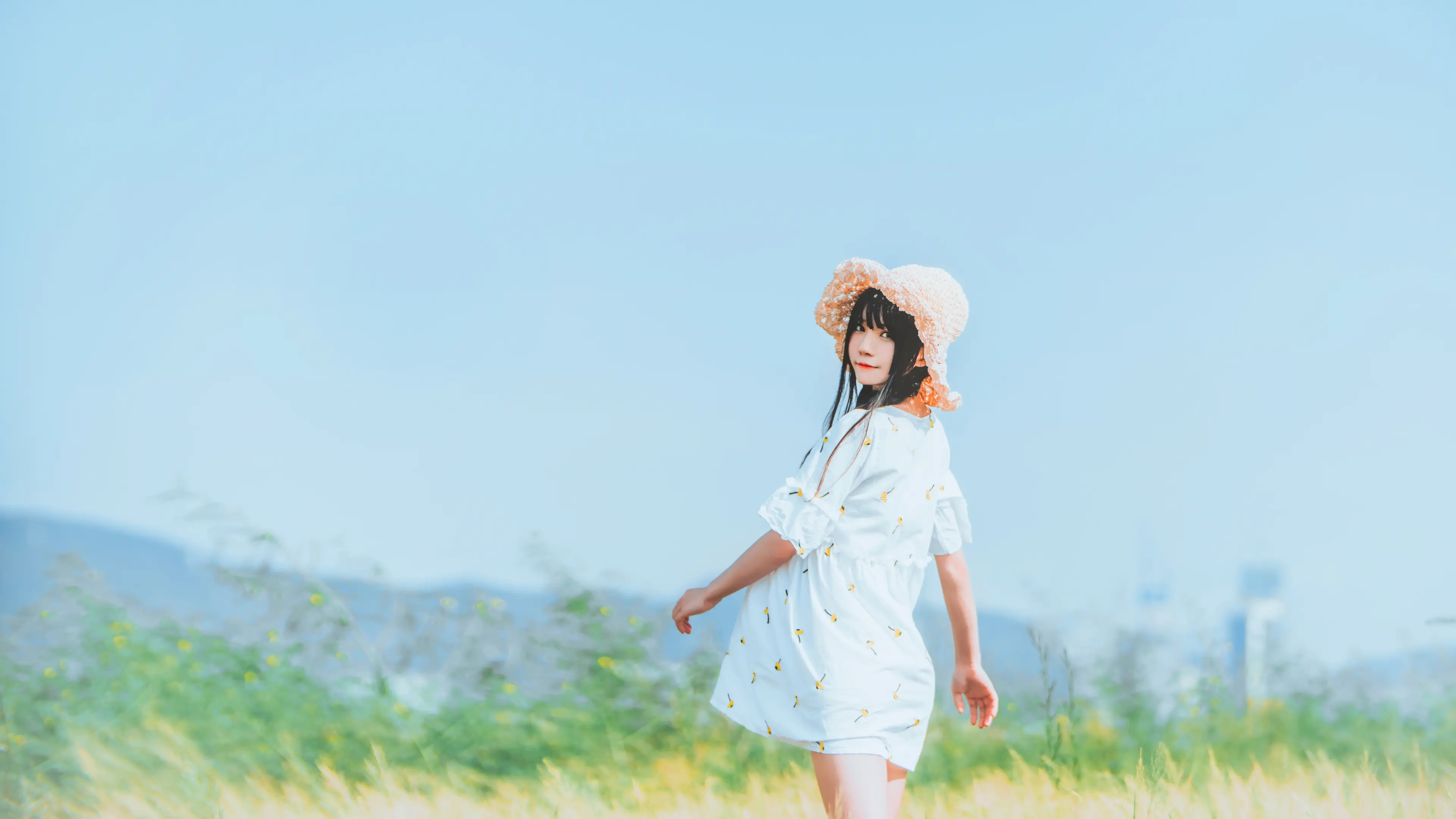 桜桃喵 田野 [29P]