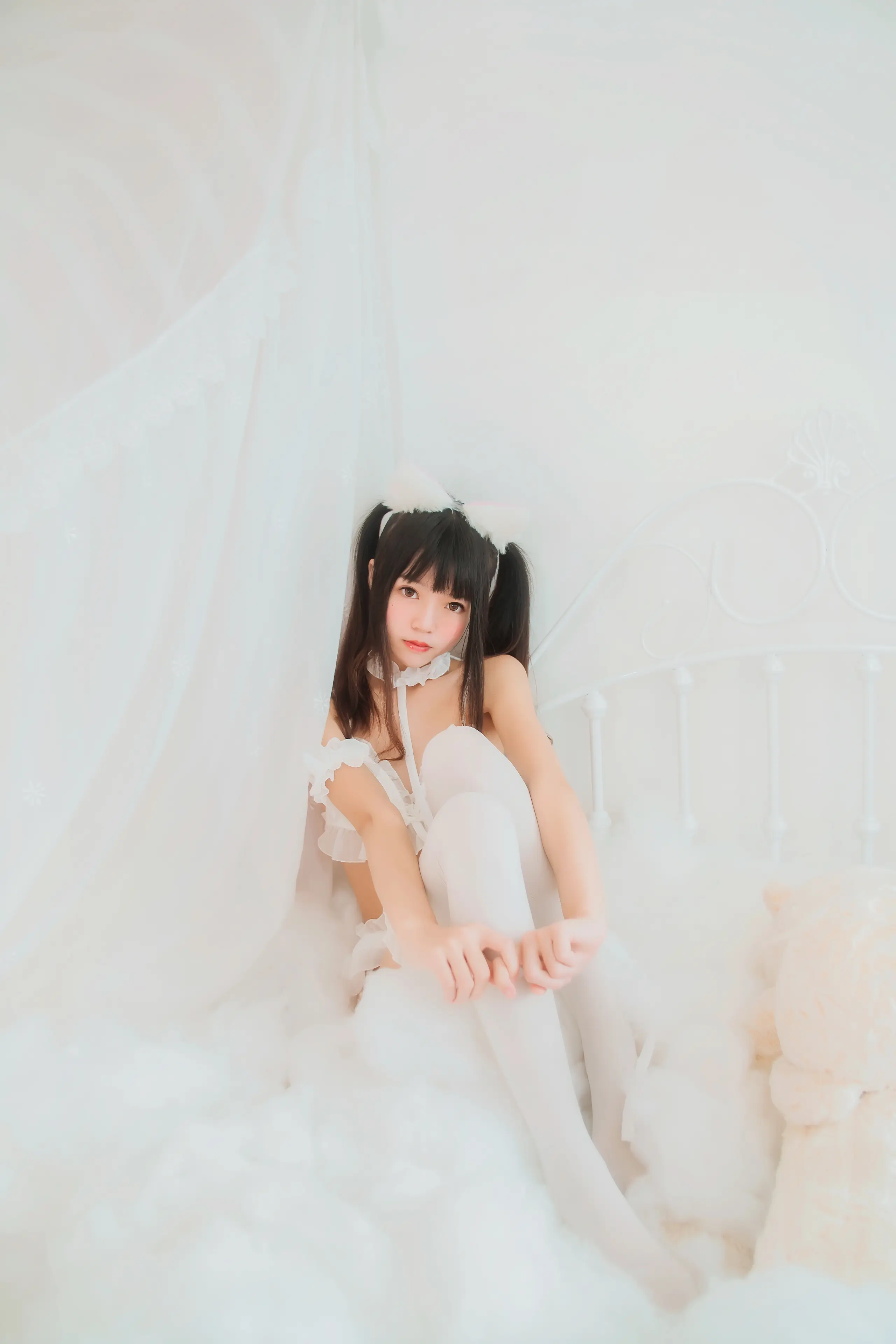 桜桃喵 白猫 [32P]