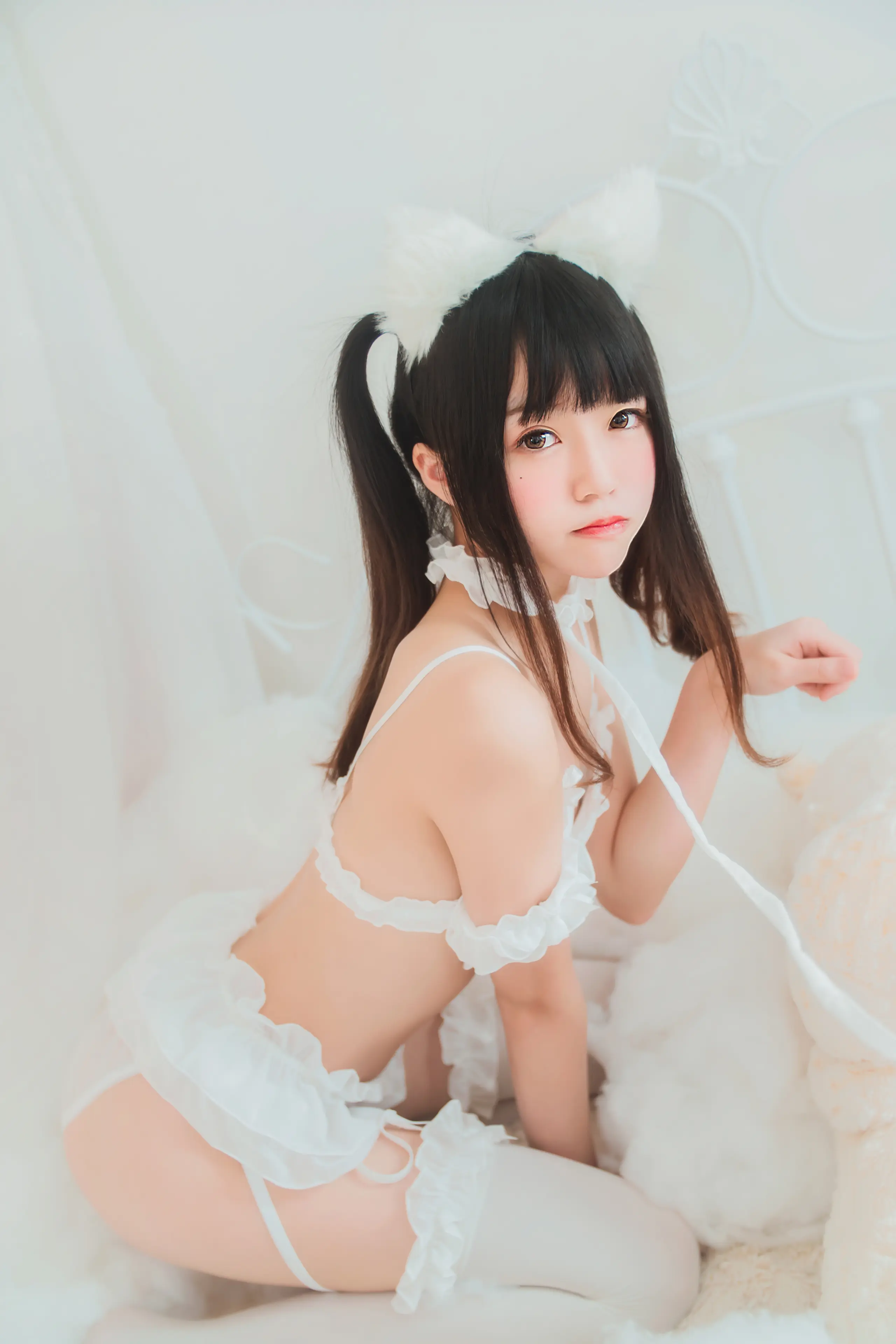 桜桃喵 白猫 [32P]