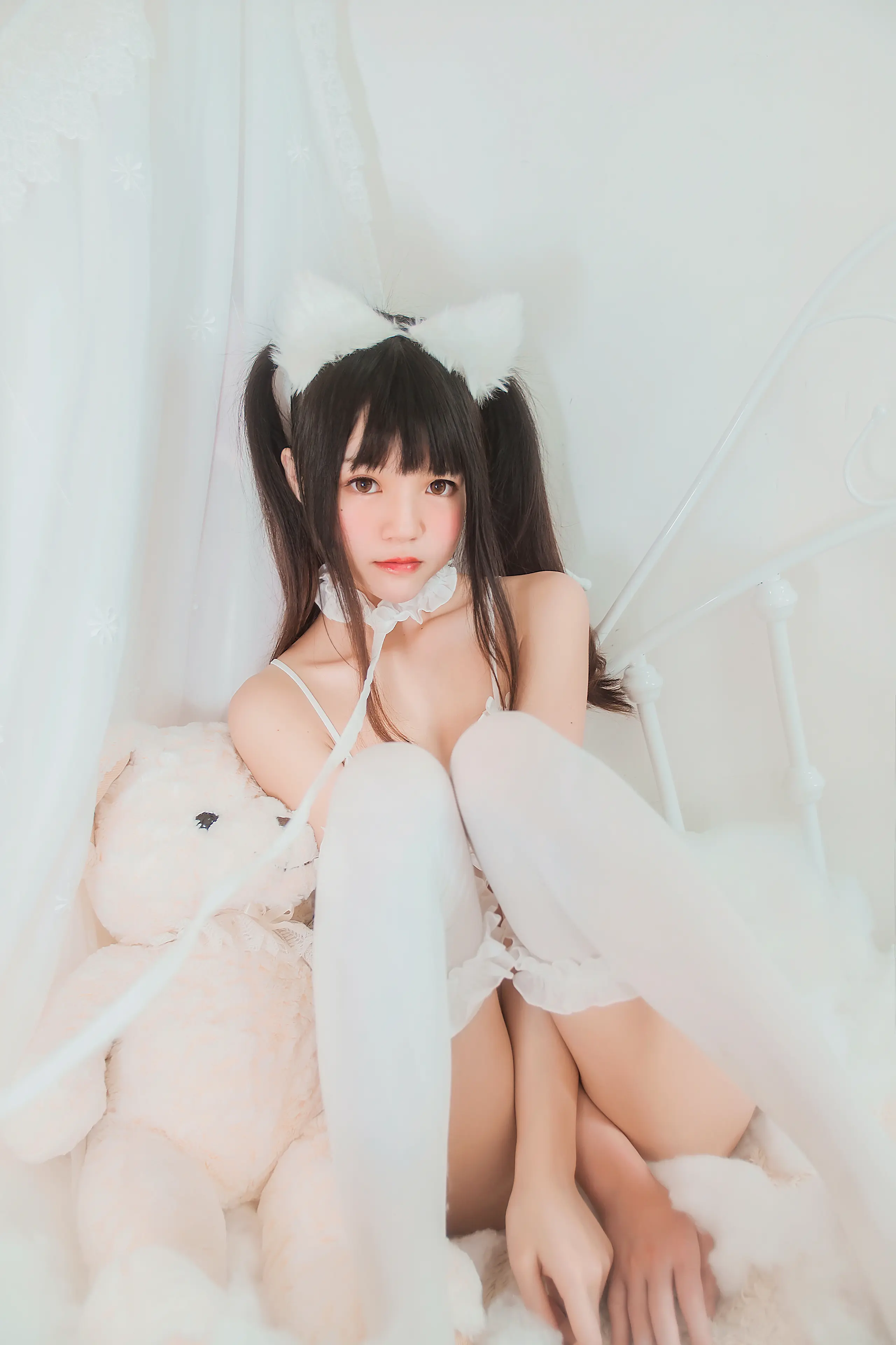 桜桃喵 白猫 [32P]