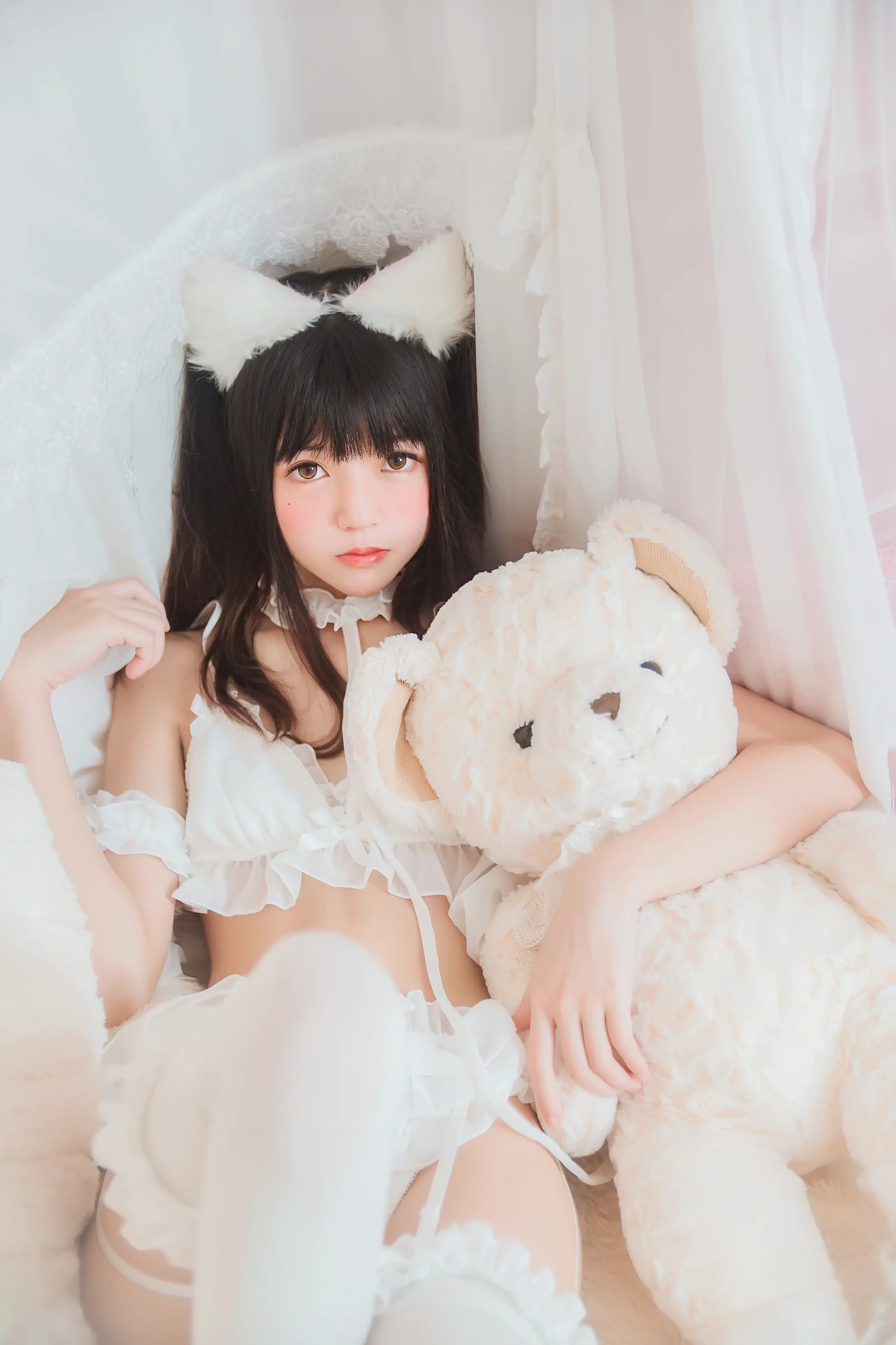 桜桃喵 白猫 [32P]