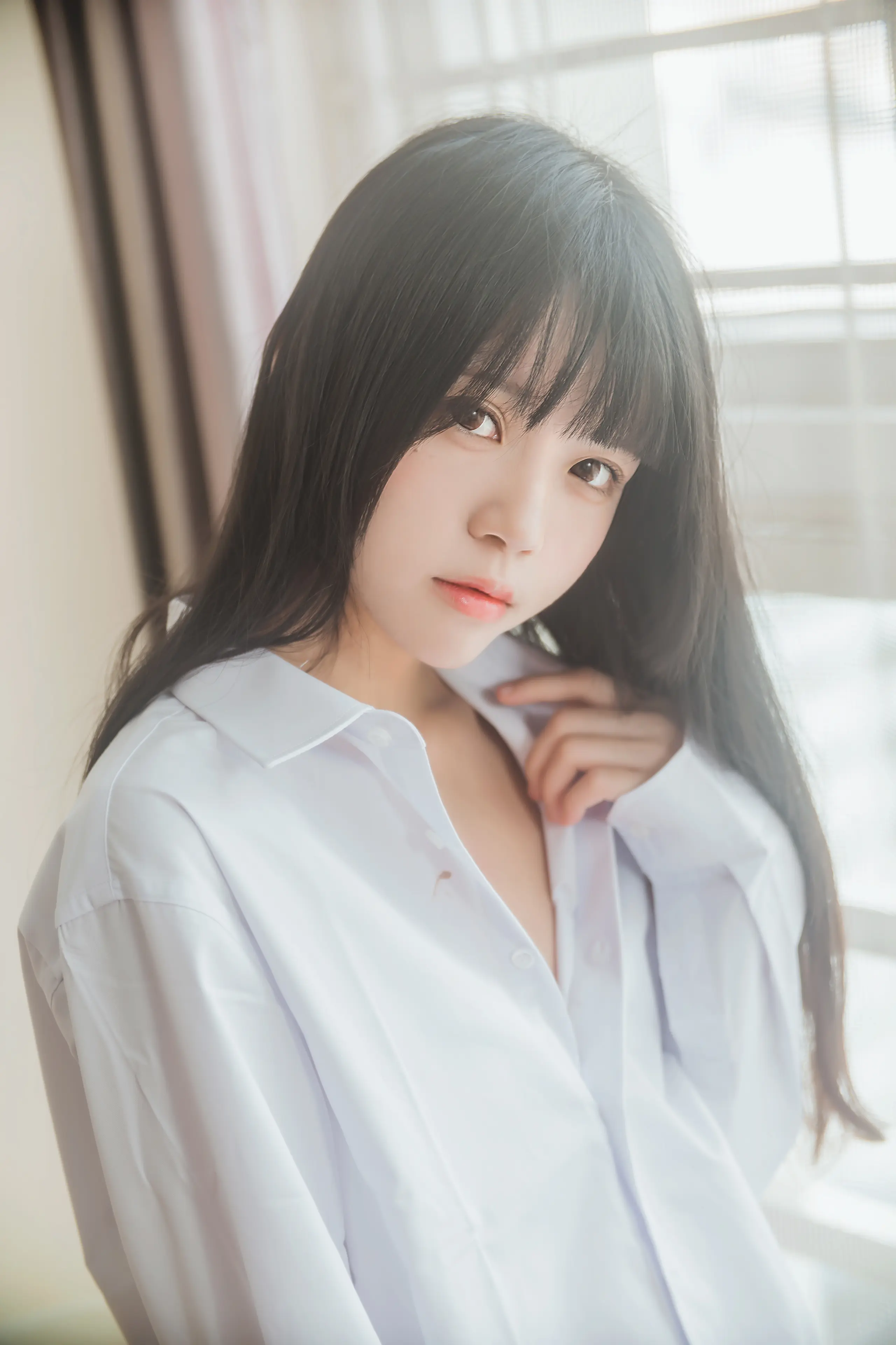 桜桃喵 白衬衫散发 [49P]