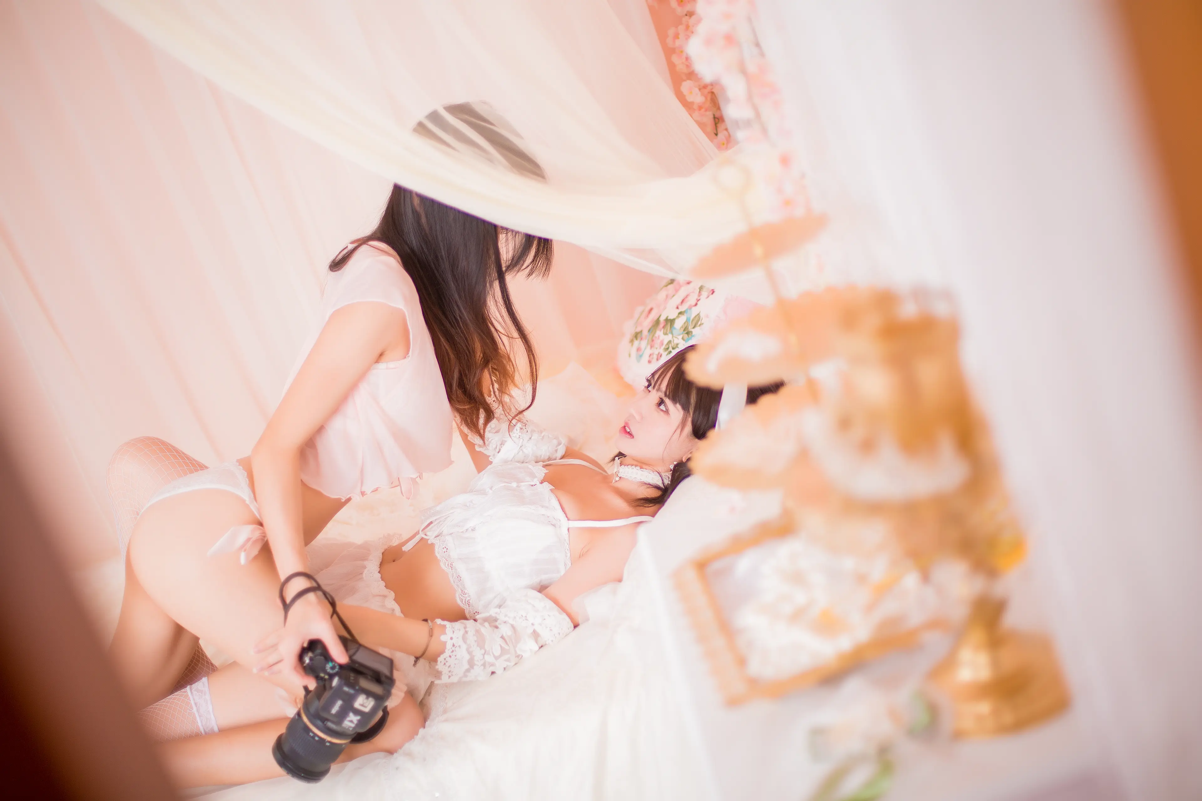 桜桃喵 百合 – 桜桃喵&鳗鱼霏子 [42P]