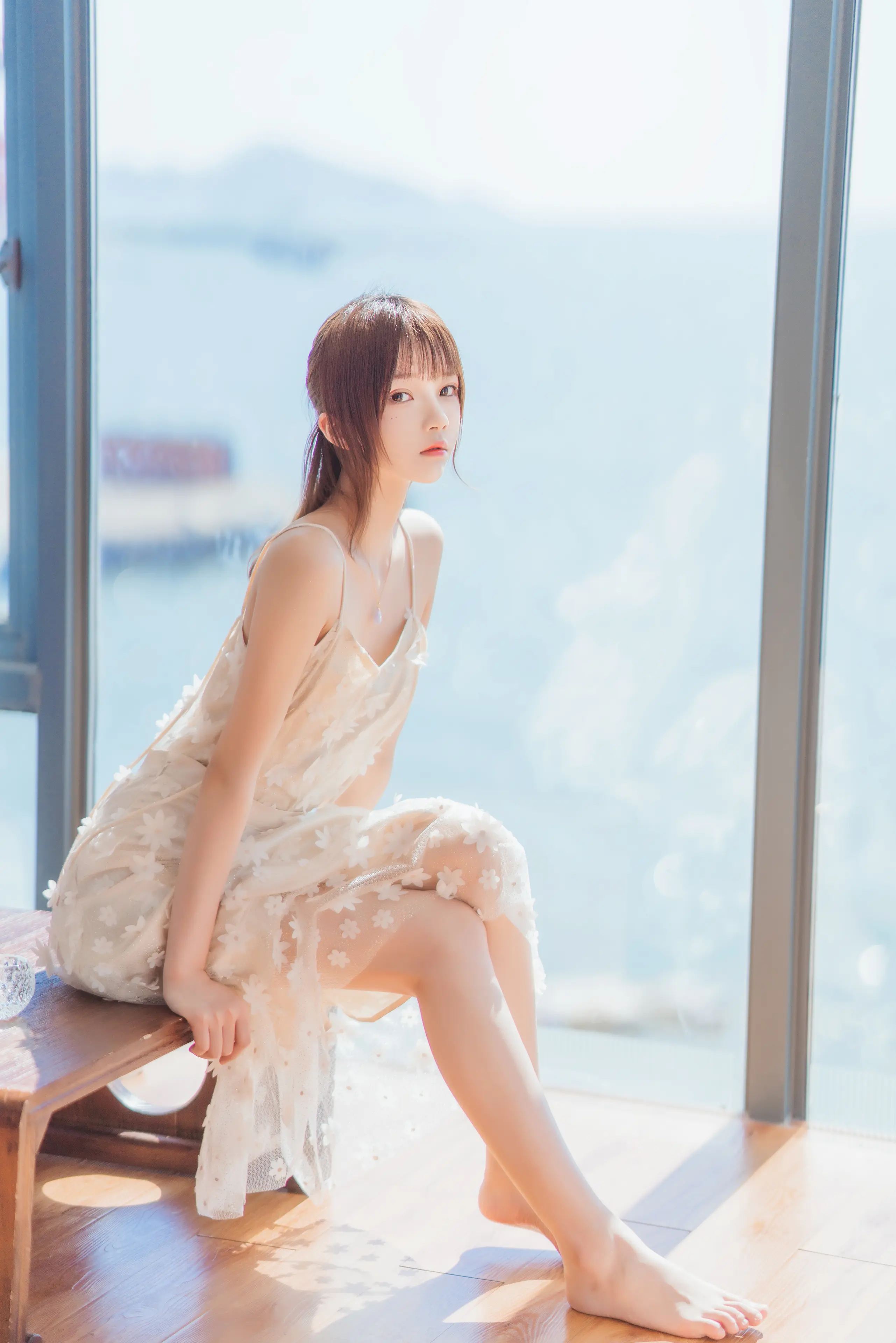 桜桃喵 粼光 [25P]