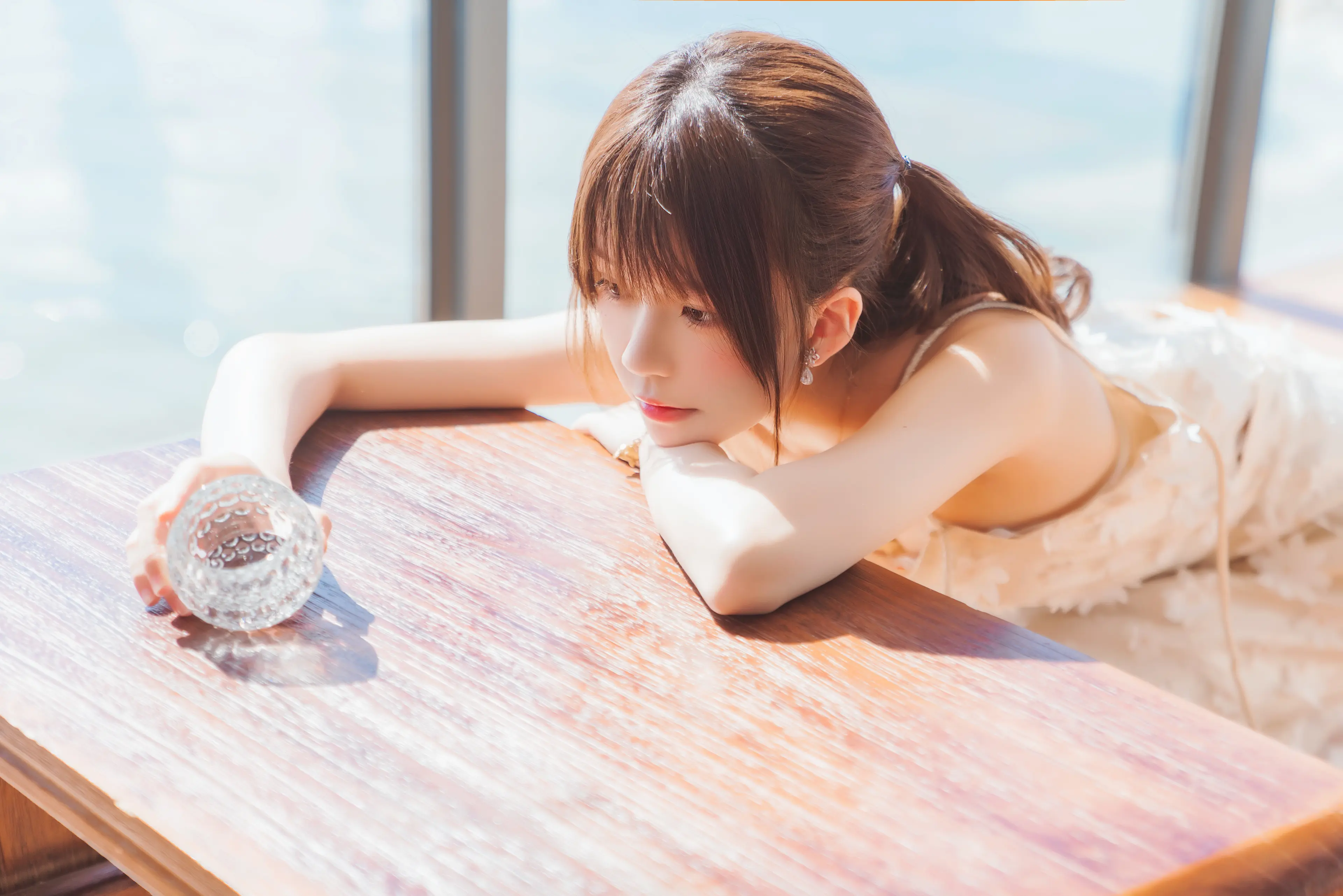 桜桃喵 粼光 [25P]