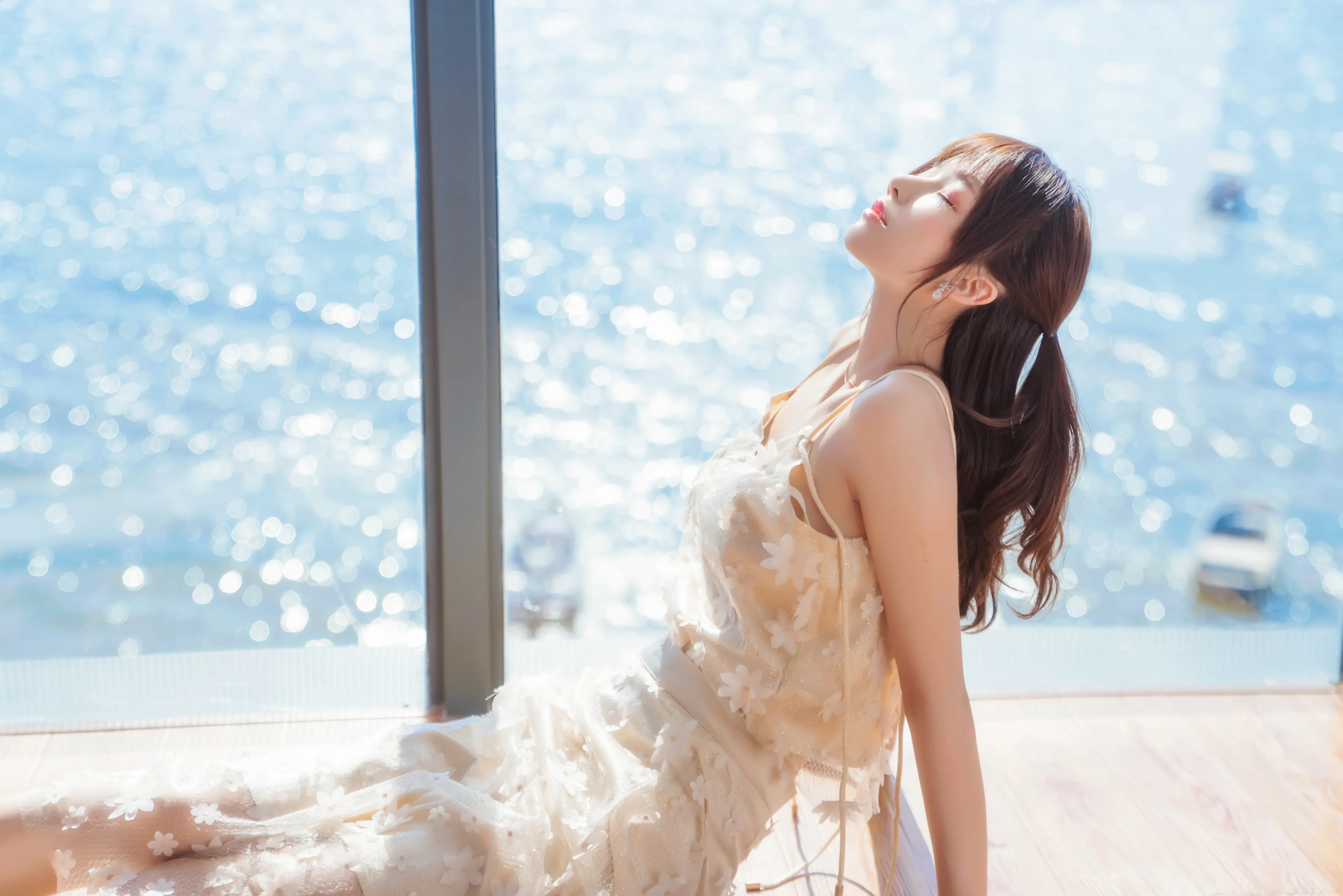 桜桃喵 粼光 [25P]