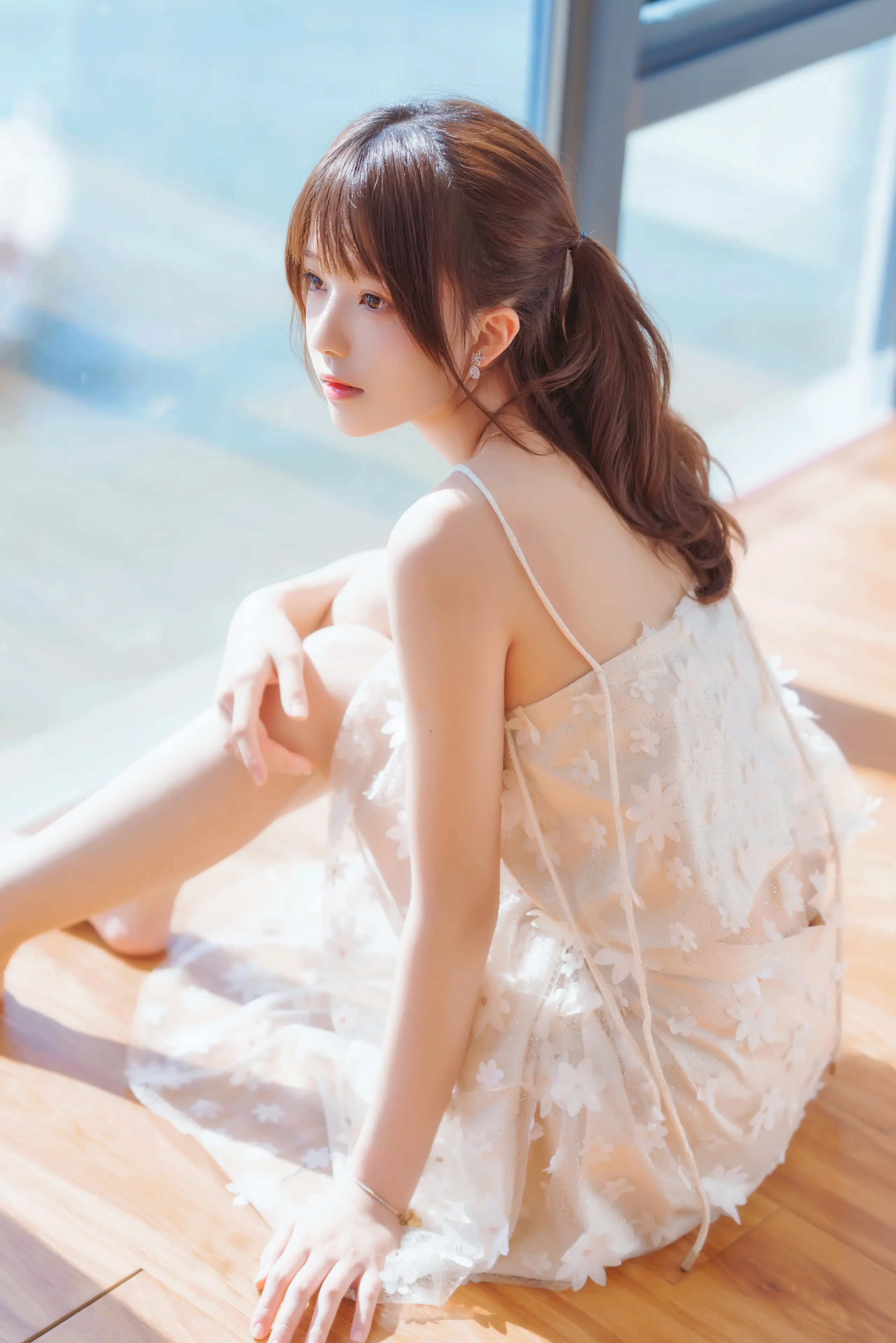 桜桃喵 粼光 [25P]