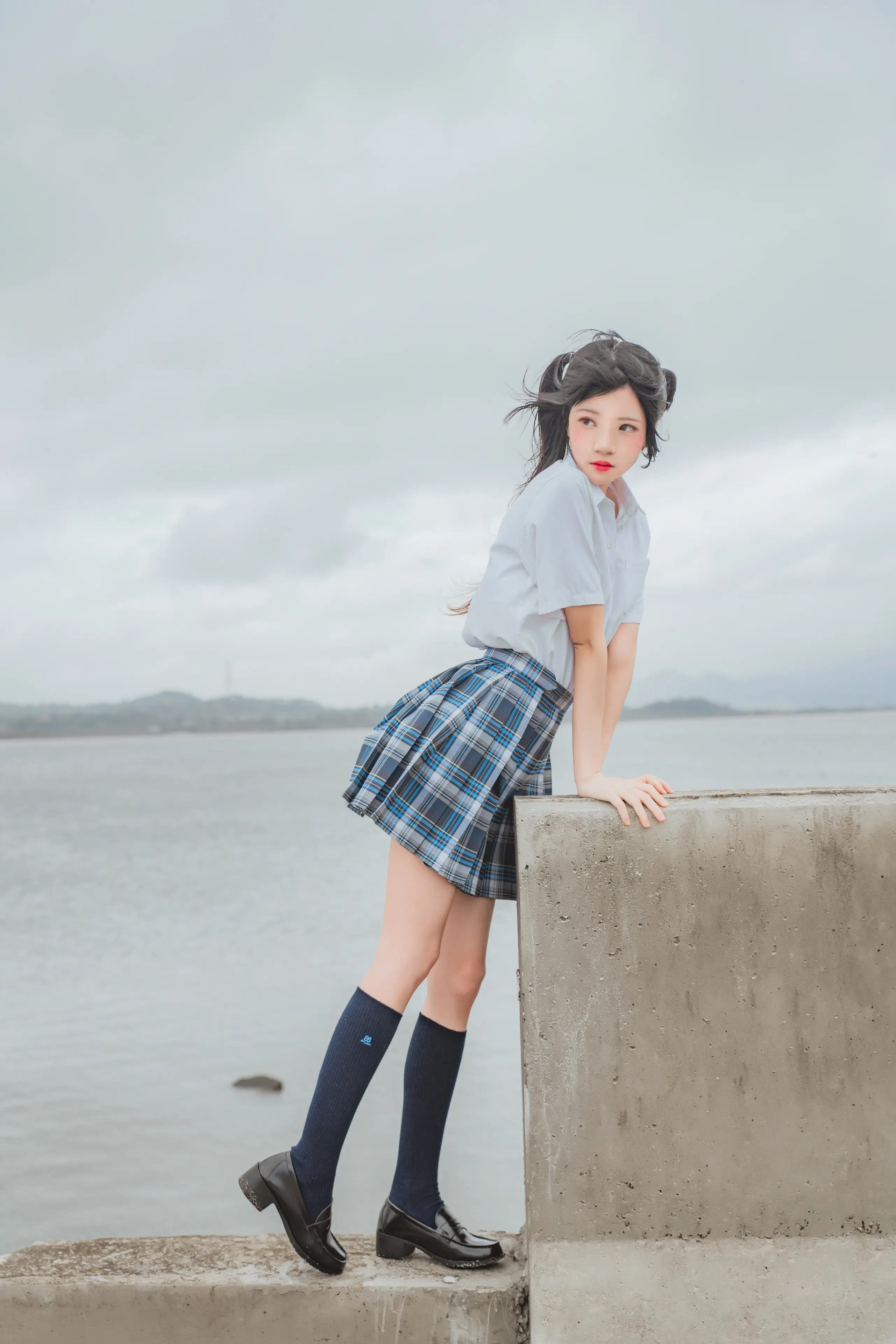 桜桃喵 耳畔的风 [27P]