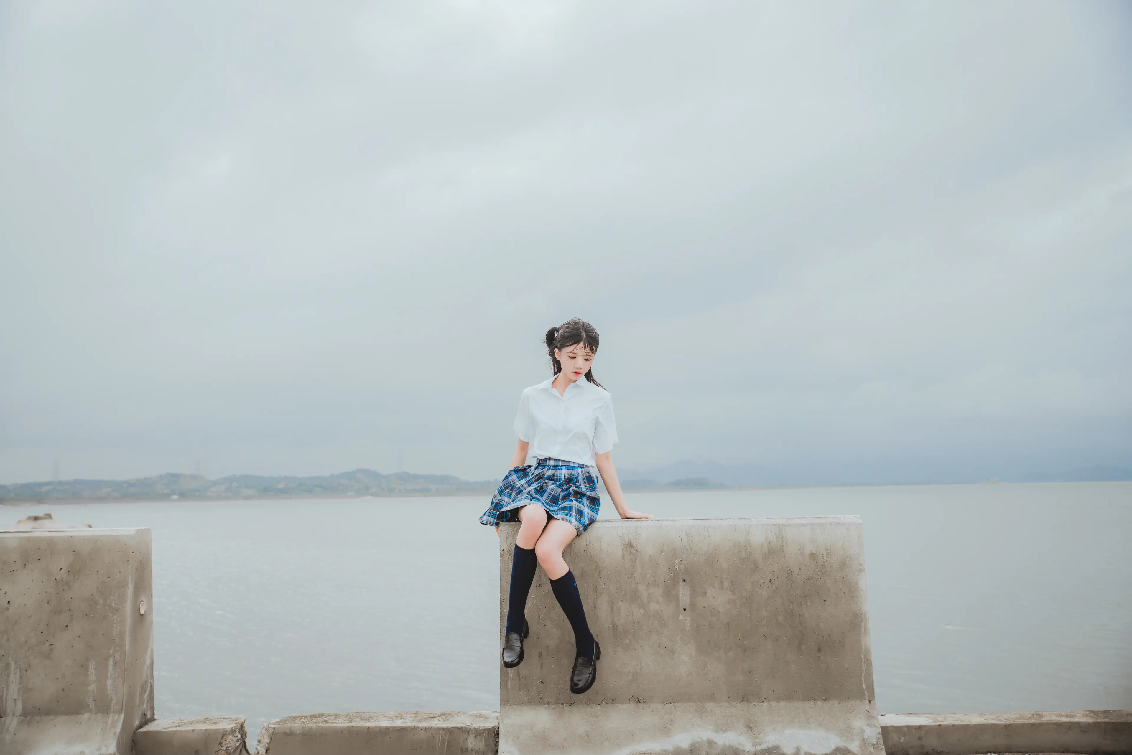 桜桃喵 耳畔的风 [27P]