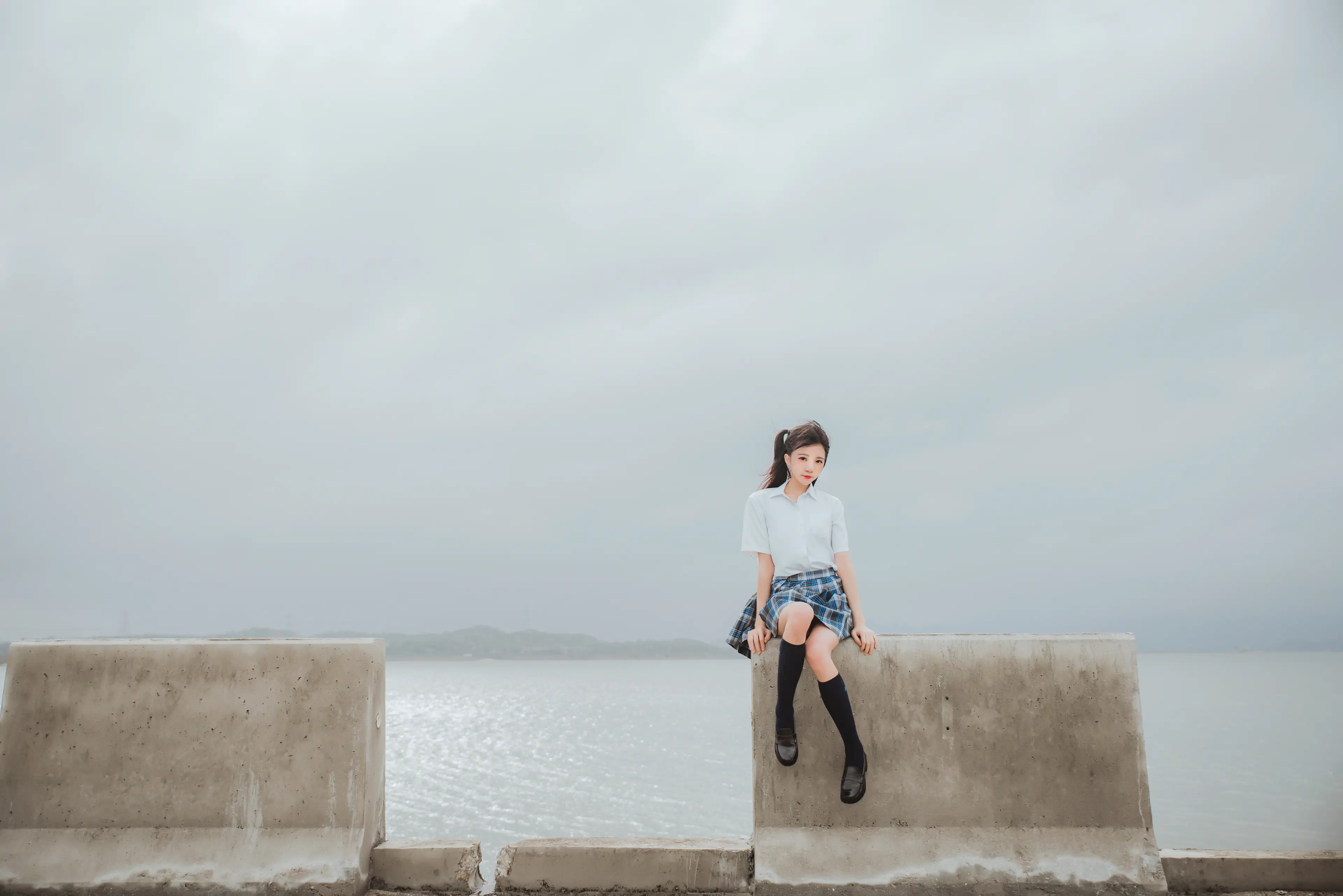 桜桃喵 耳畔的风 [27P]