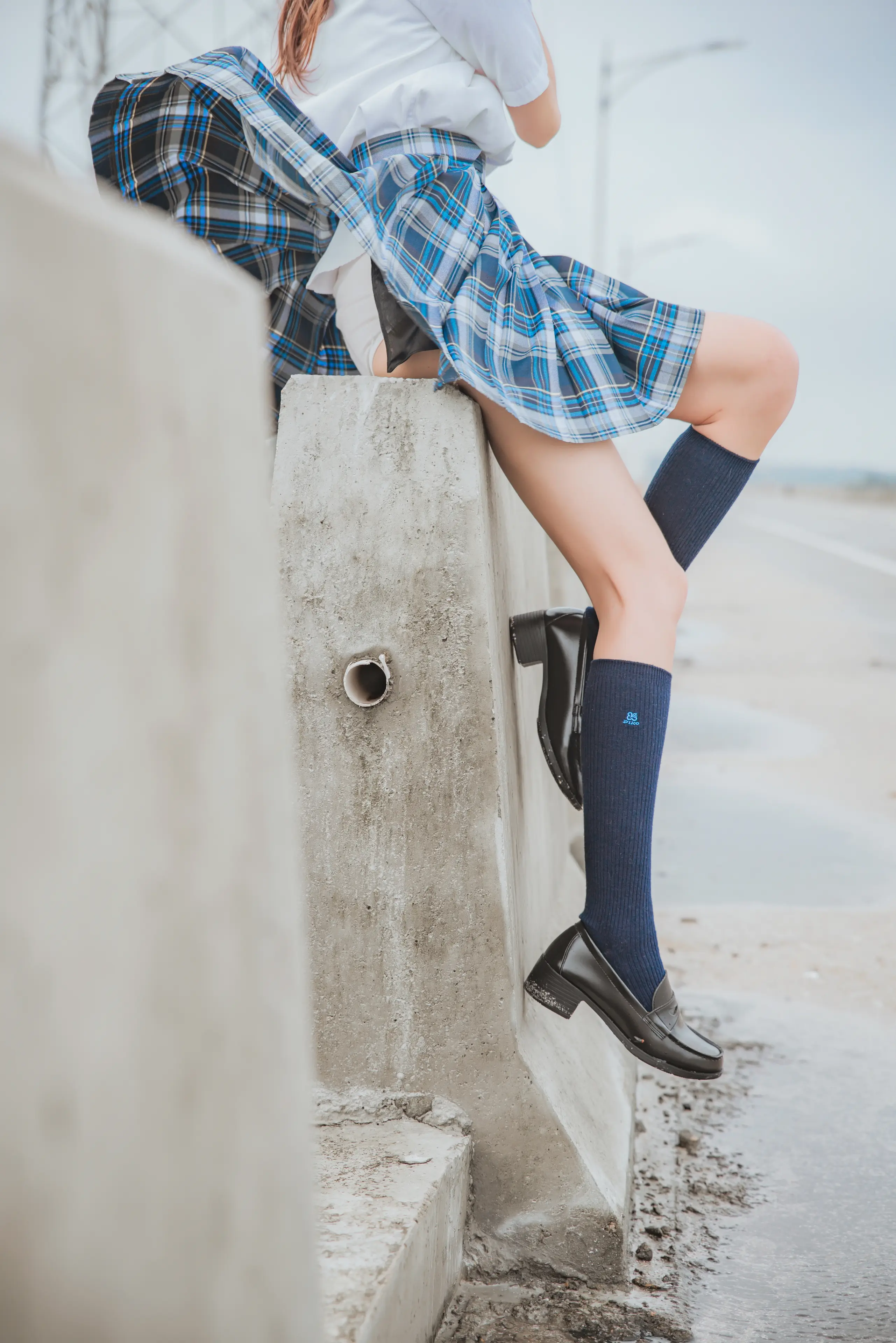 桜桃喵 耳畔的风 [27P]