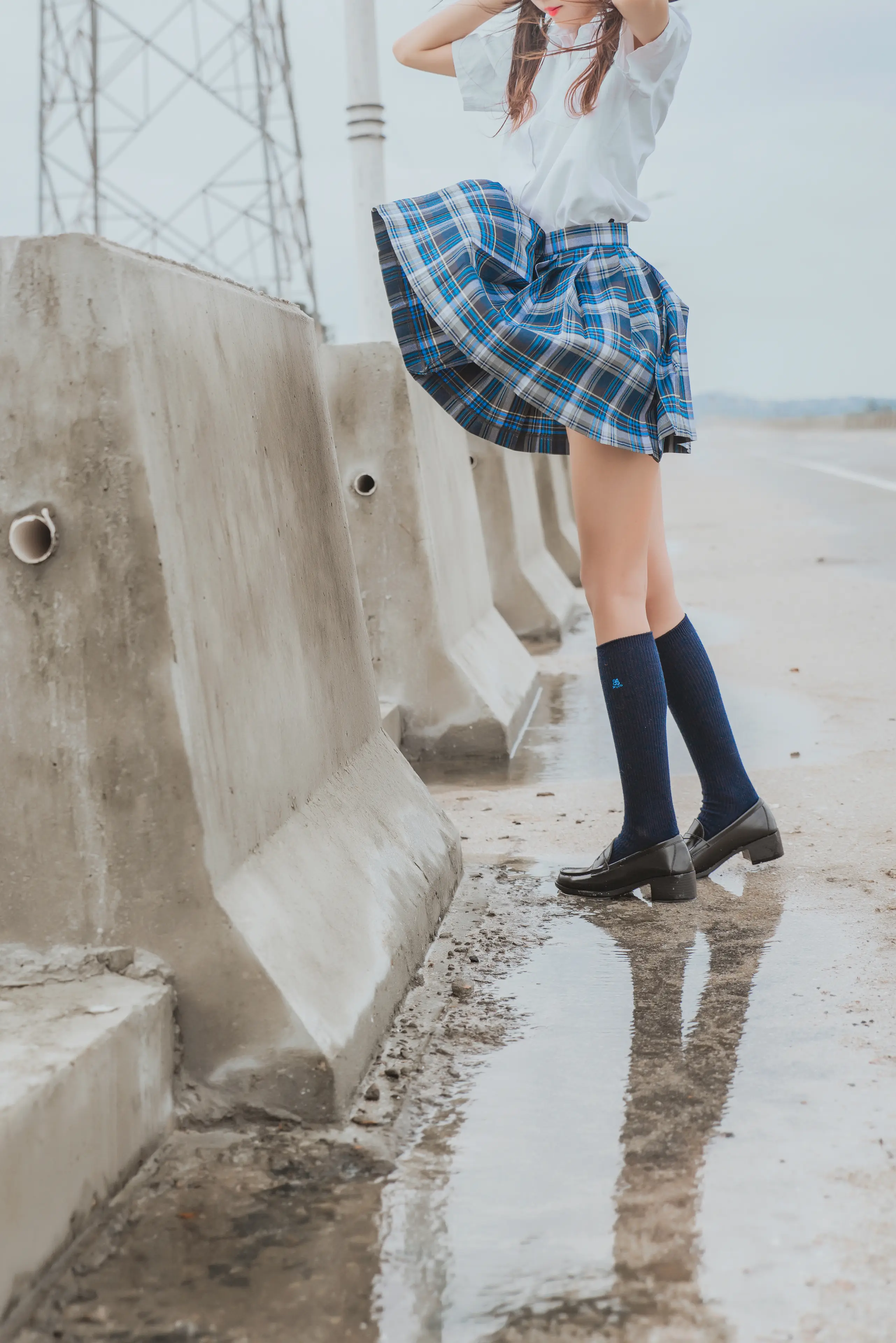 桜桃喵 耳畔的风 [27P]