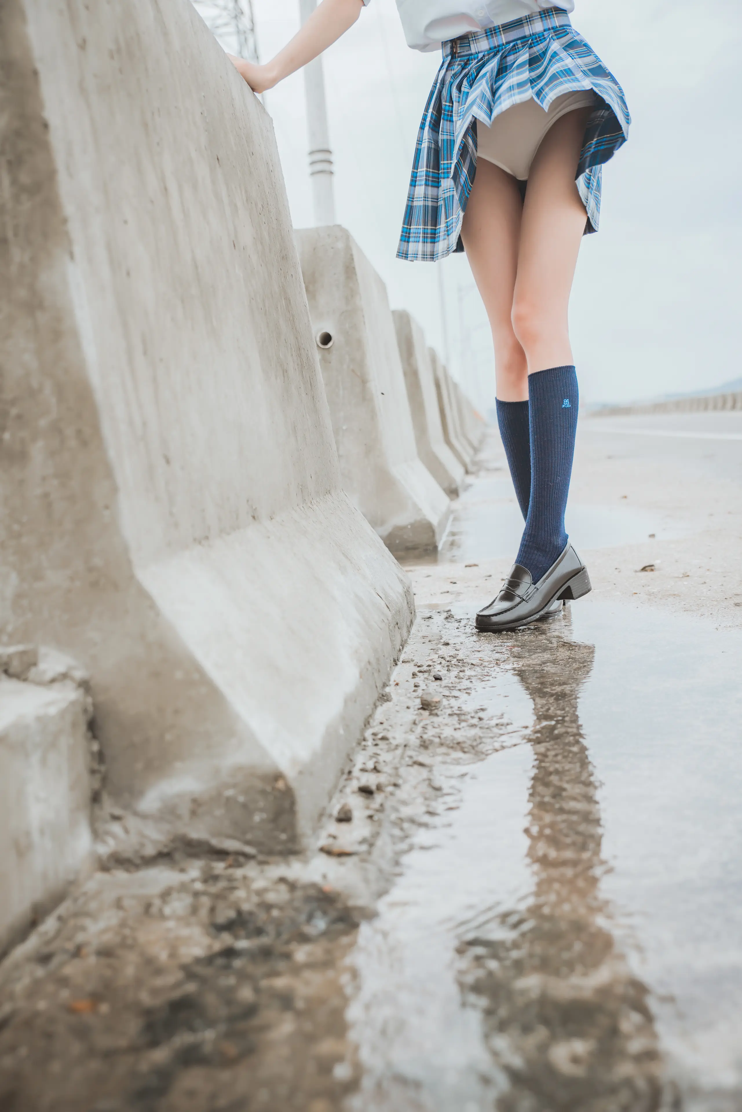 桜桃喵 耳畔的风 [27P]