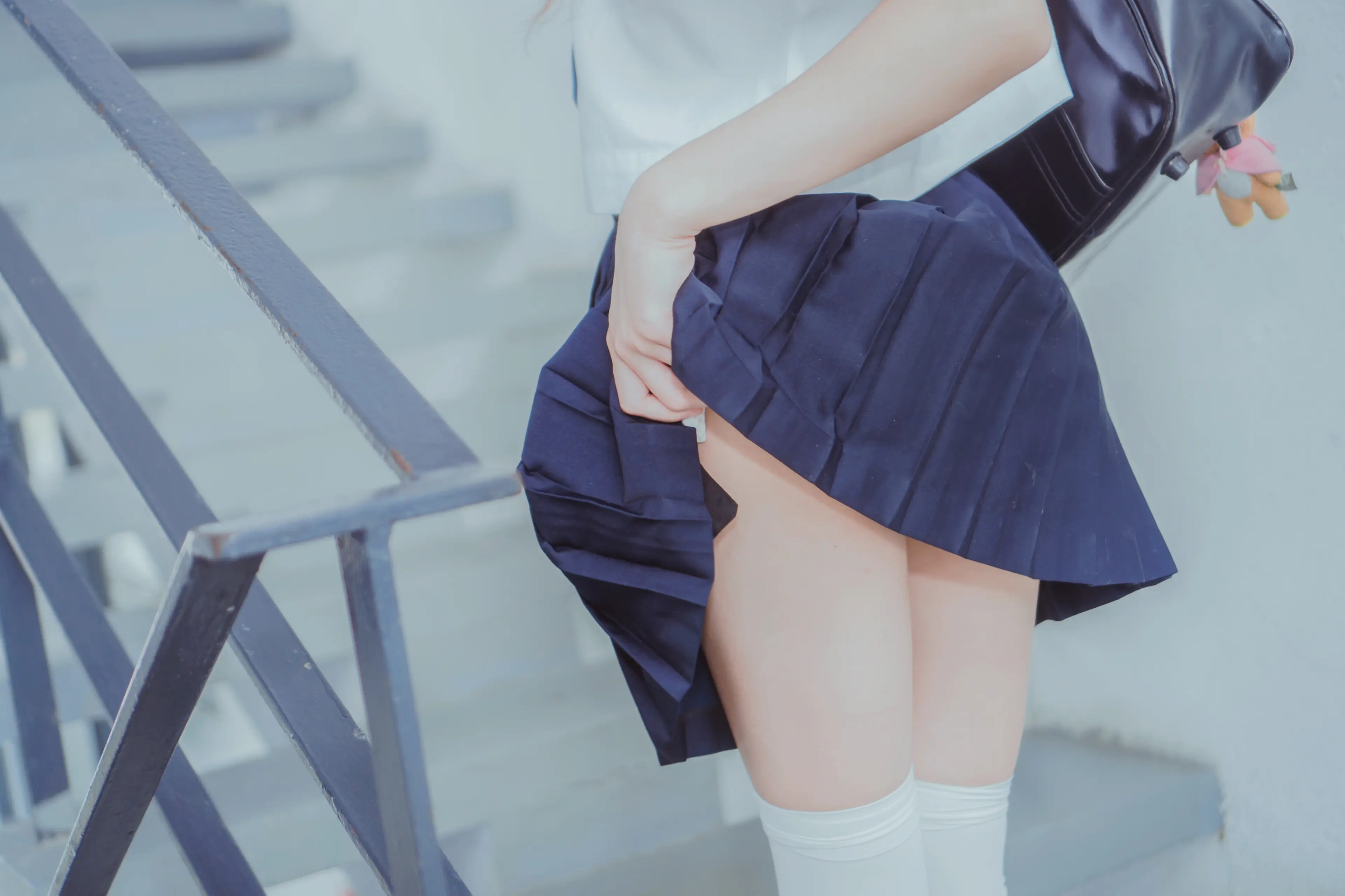 桜桃喵 蓝白水手服 [39P]