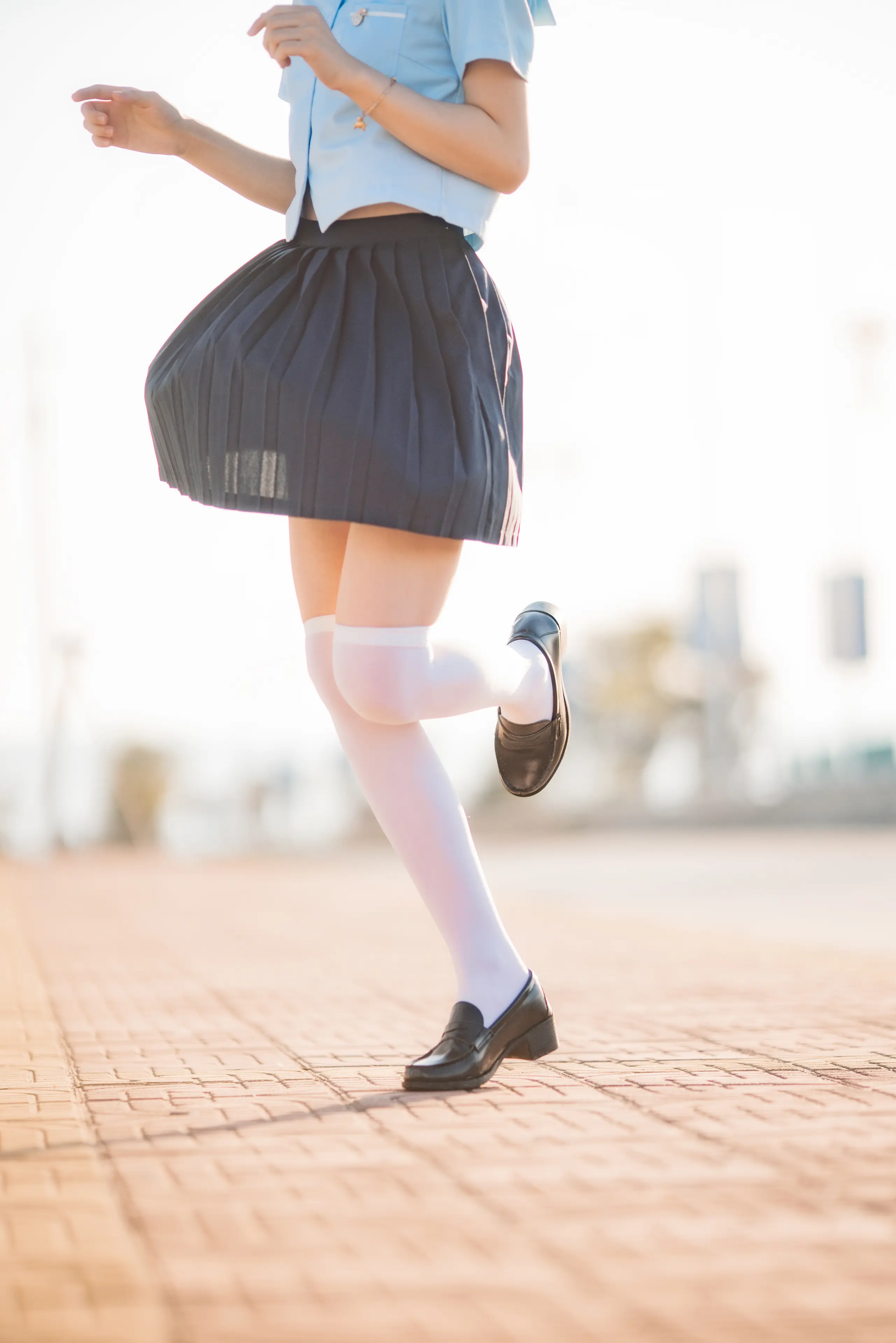 桜桃喵 蔚蓝 [33P]