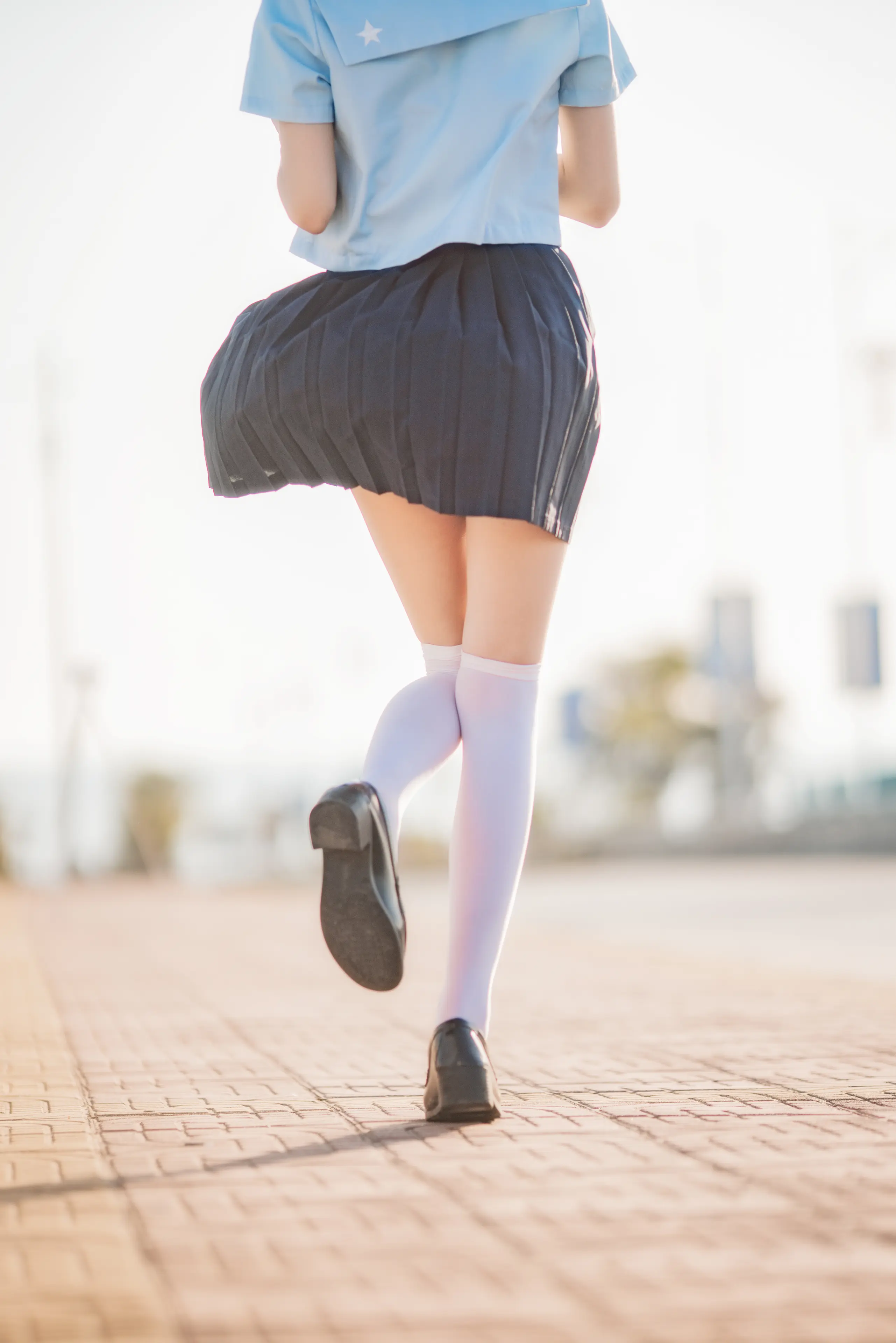 桜桃喵 蔚蓝 [33P]