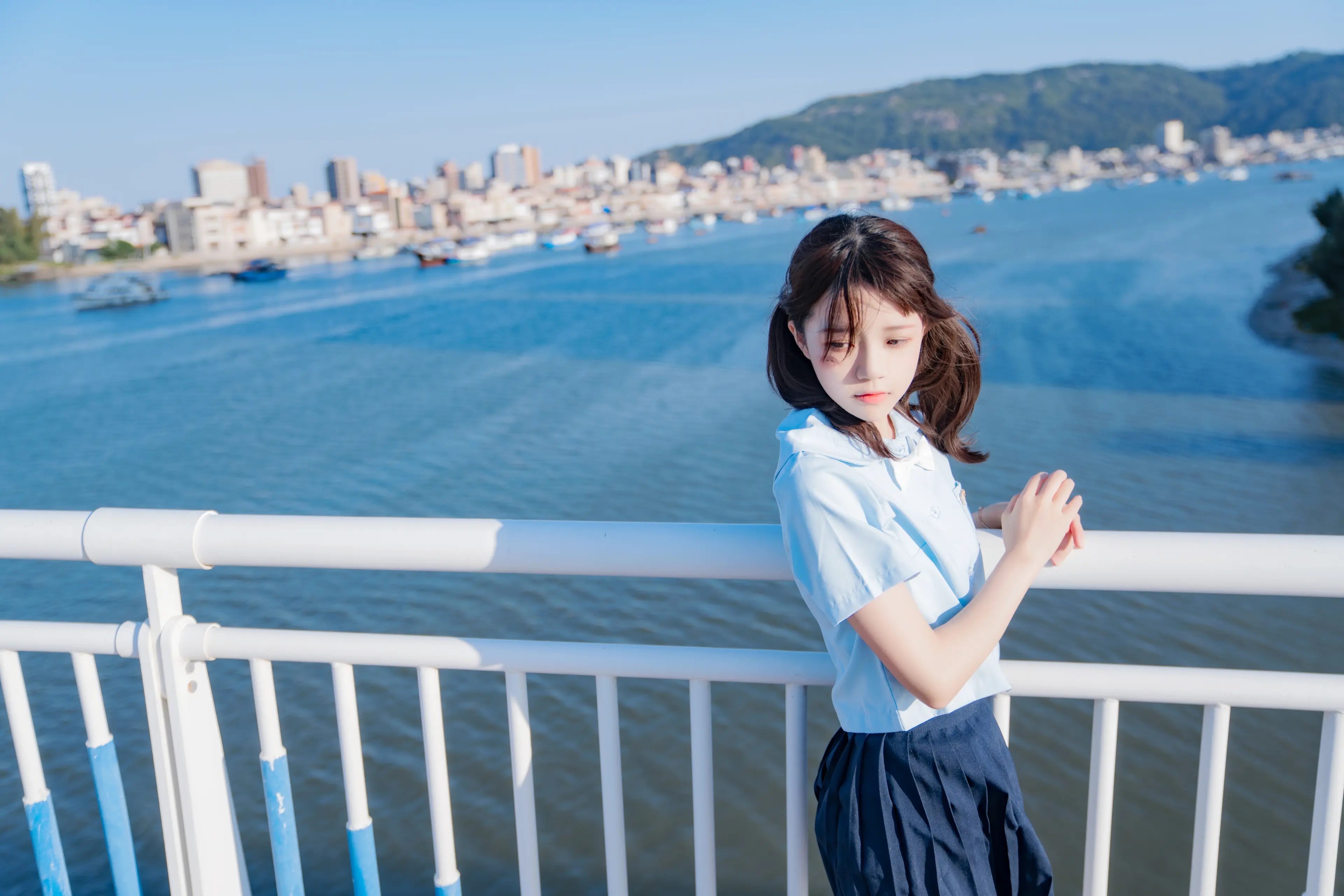 桜桃喵 蔚蓝 [33P]