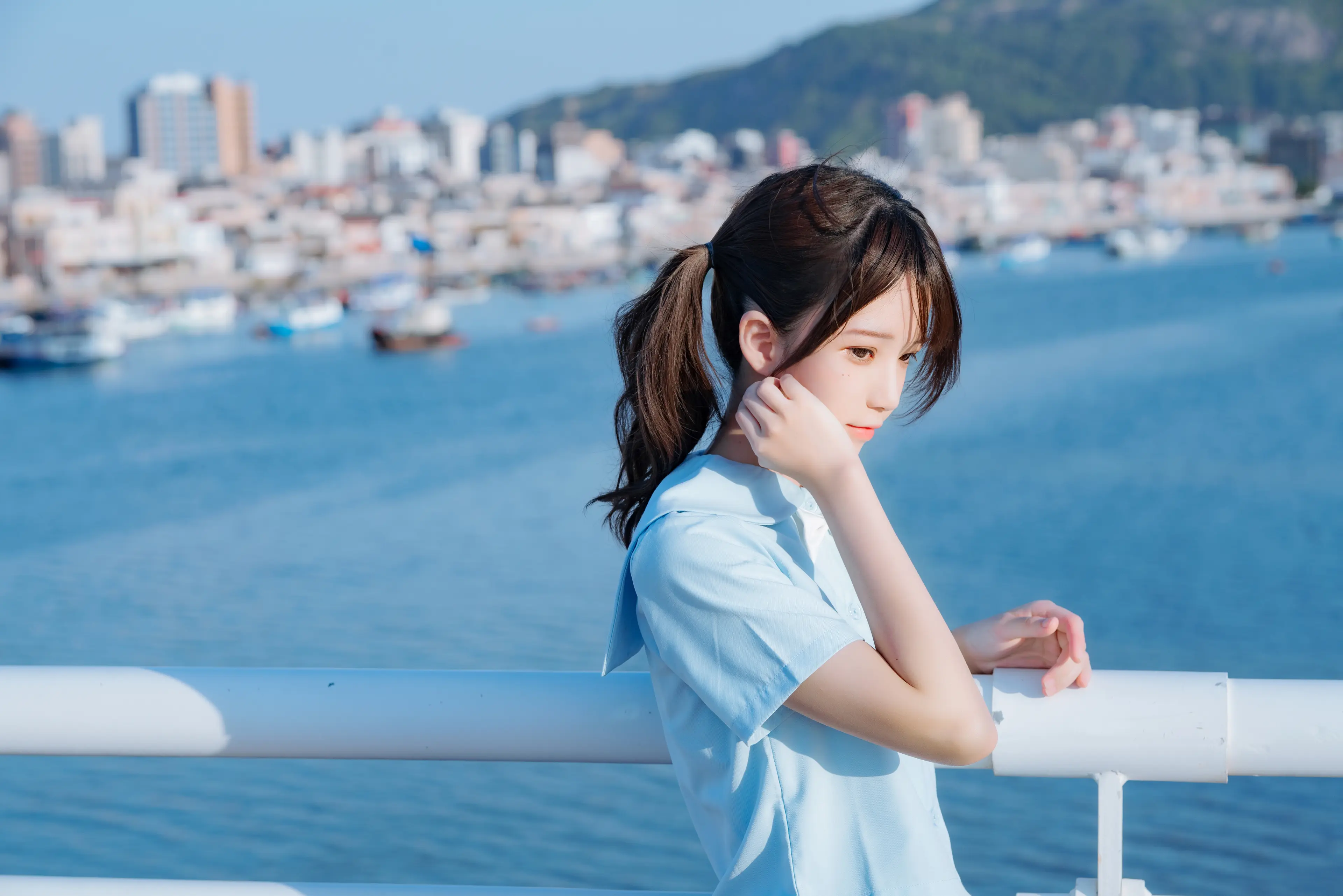 桜桃喵 蔚蓝 [33P]