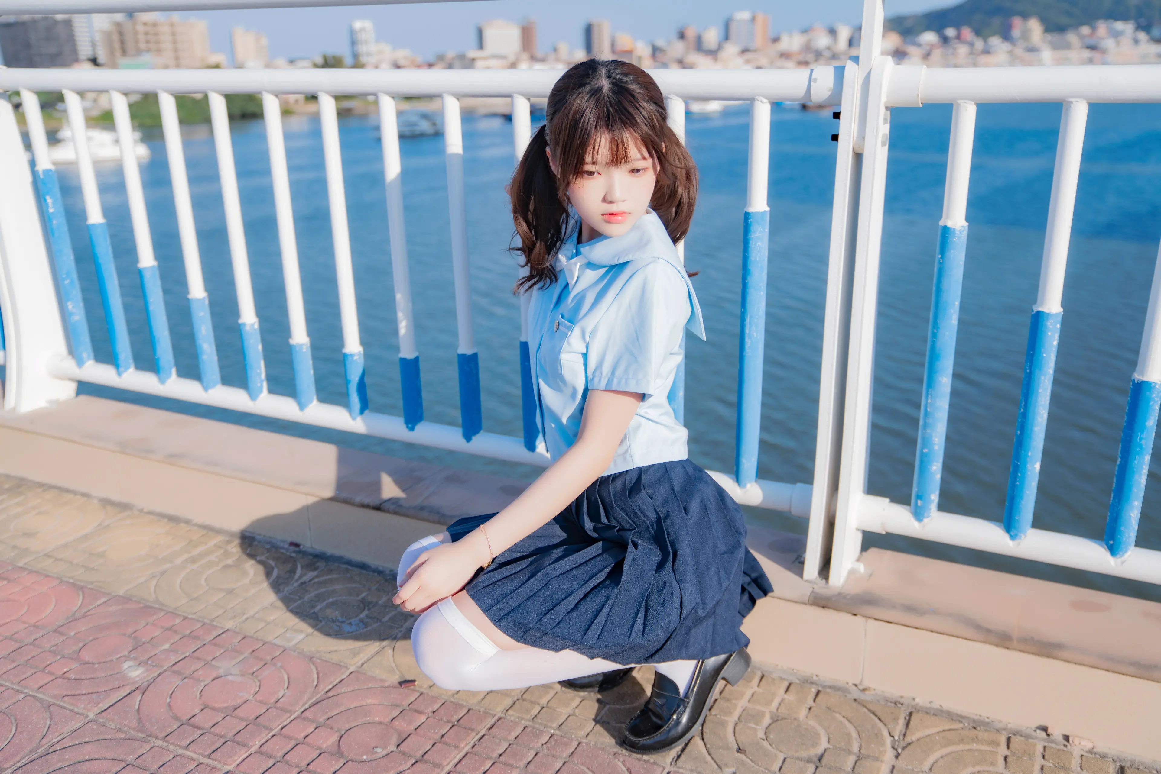 桜桃喵 蔚蓝 [33P]