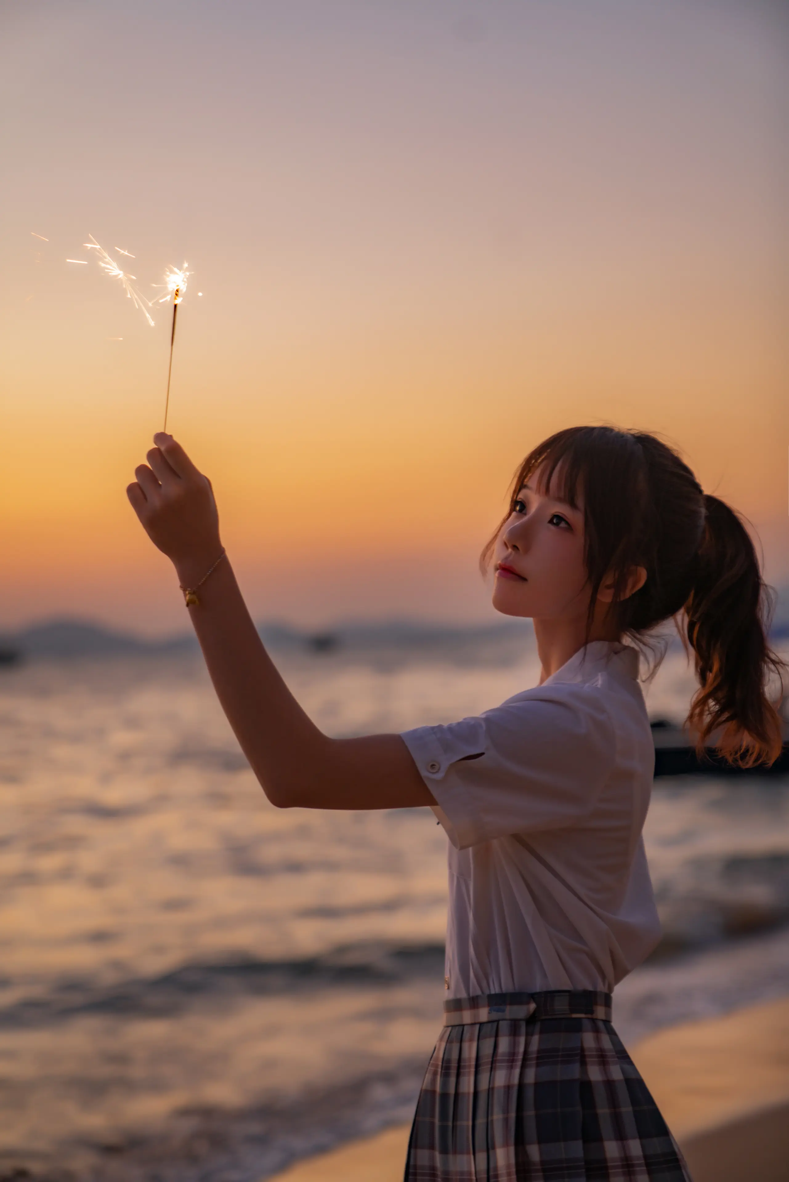 桜桃喵 逐海 [17P]