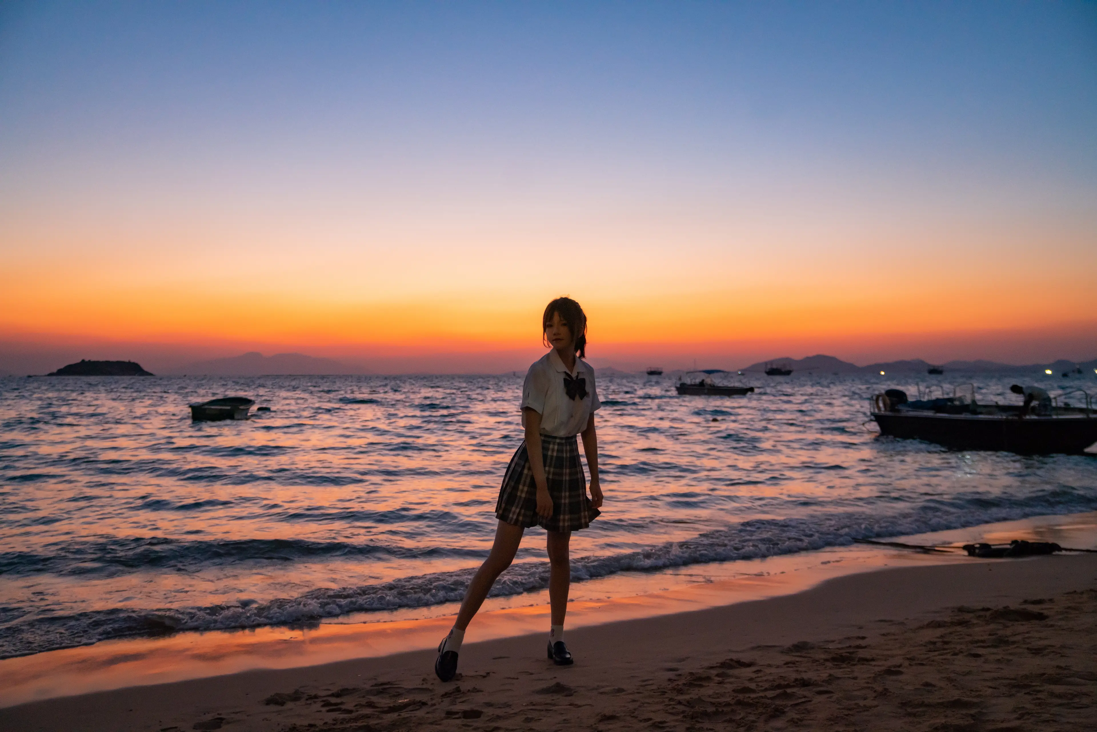 桜桃喵 逐海 [17P]