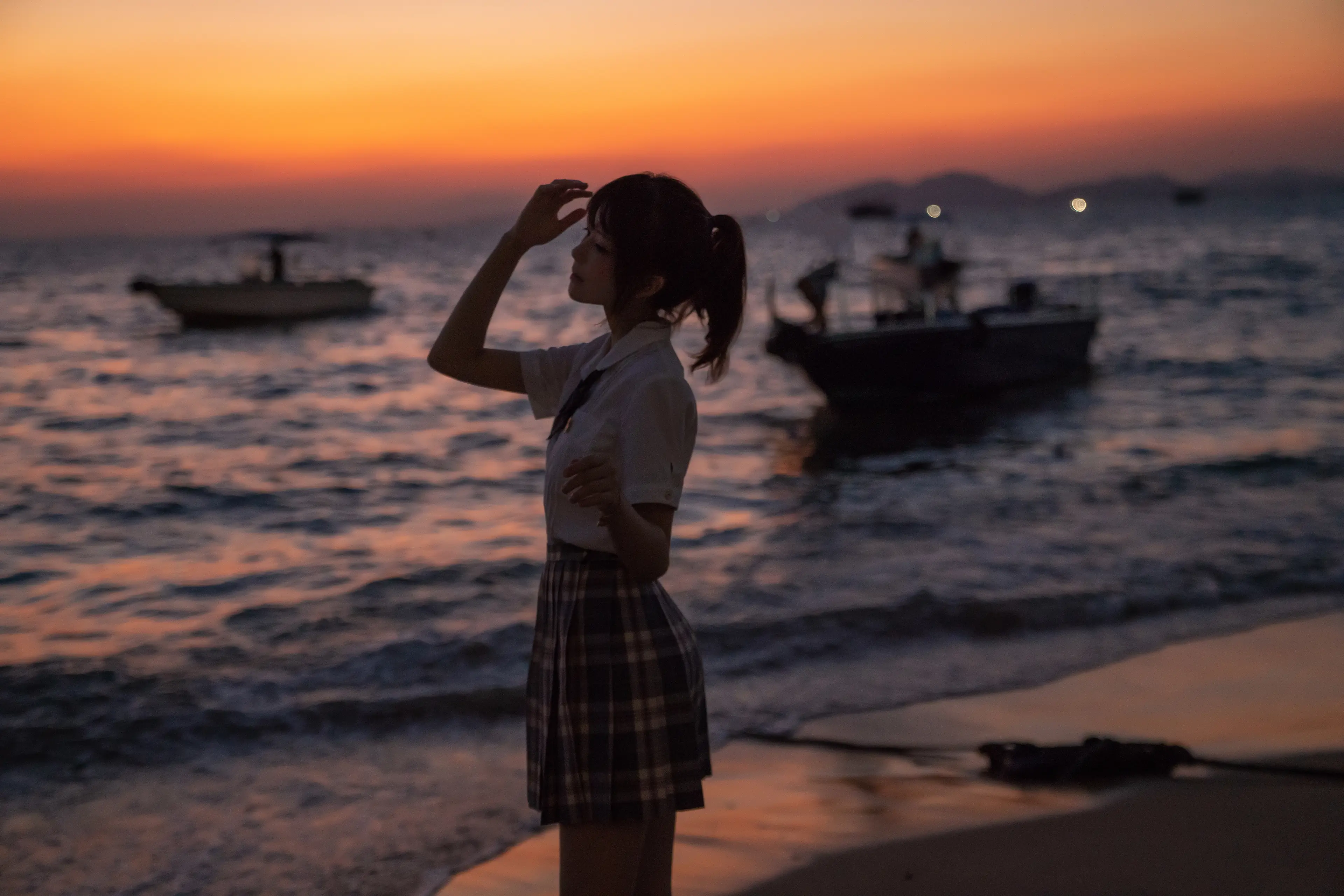 桜桃喵 逐海 [17P]