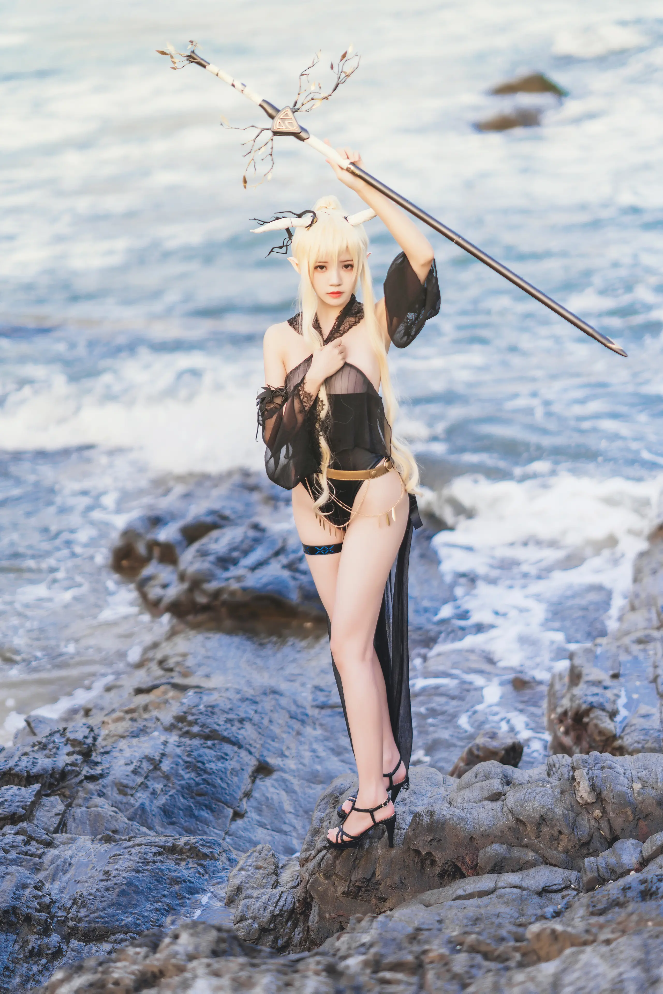 桜桃喵 闪灵泳装 [46P]