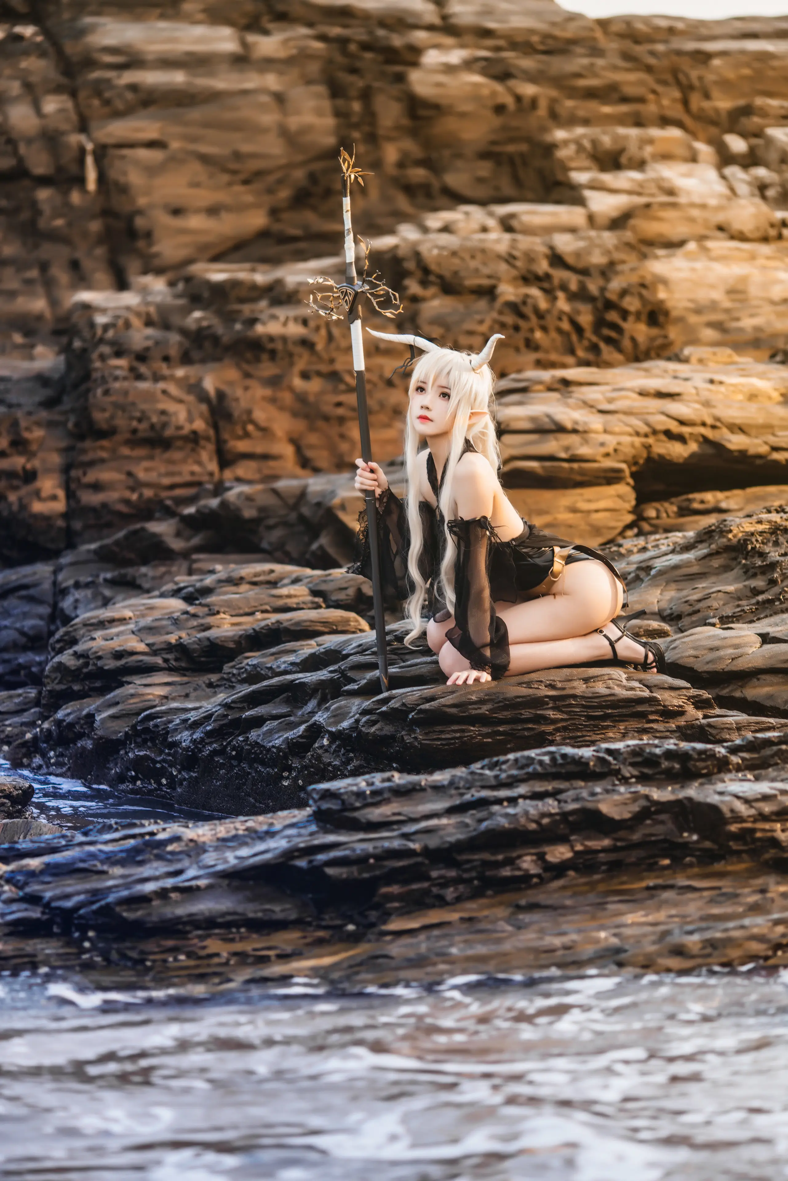 桜桃喵 闪灵泳装 [46P]