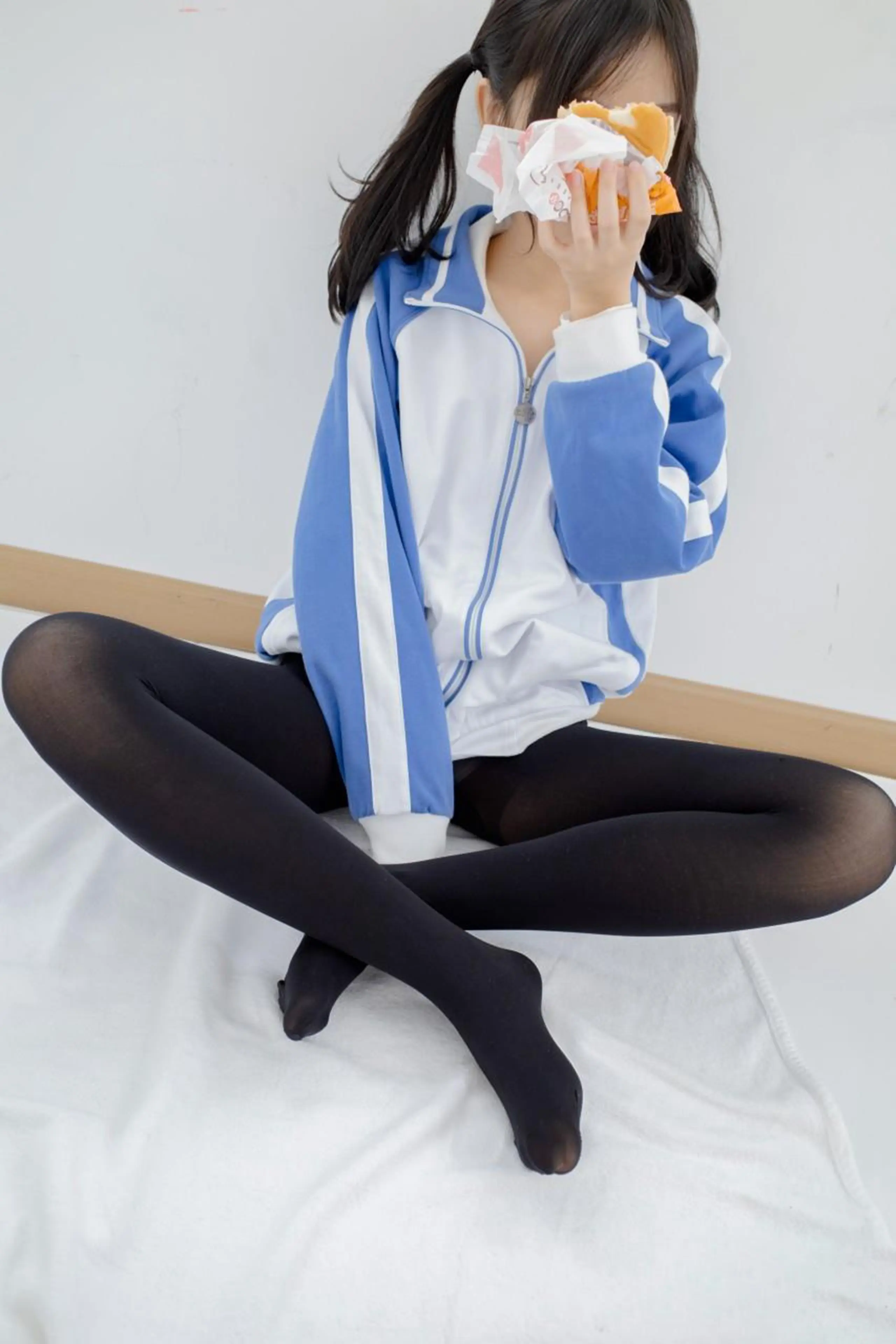 森萝财团 内部VIP系列 小香 黑丝 [45P]