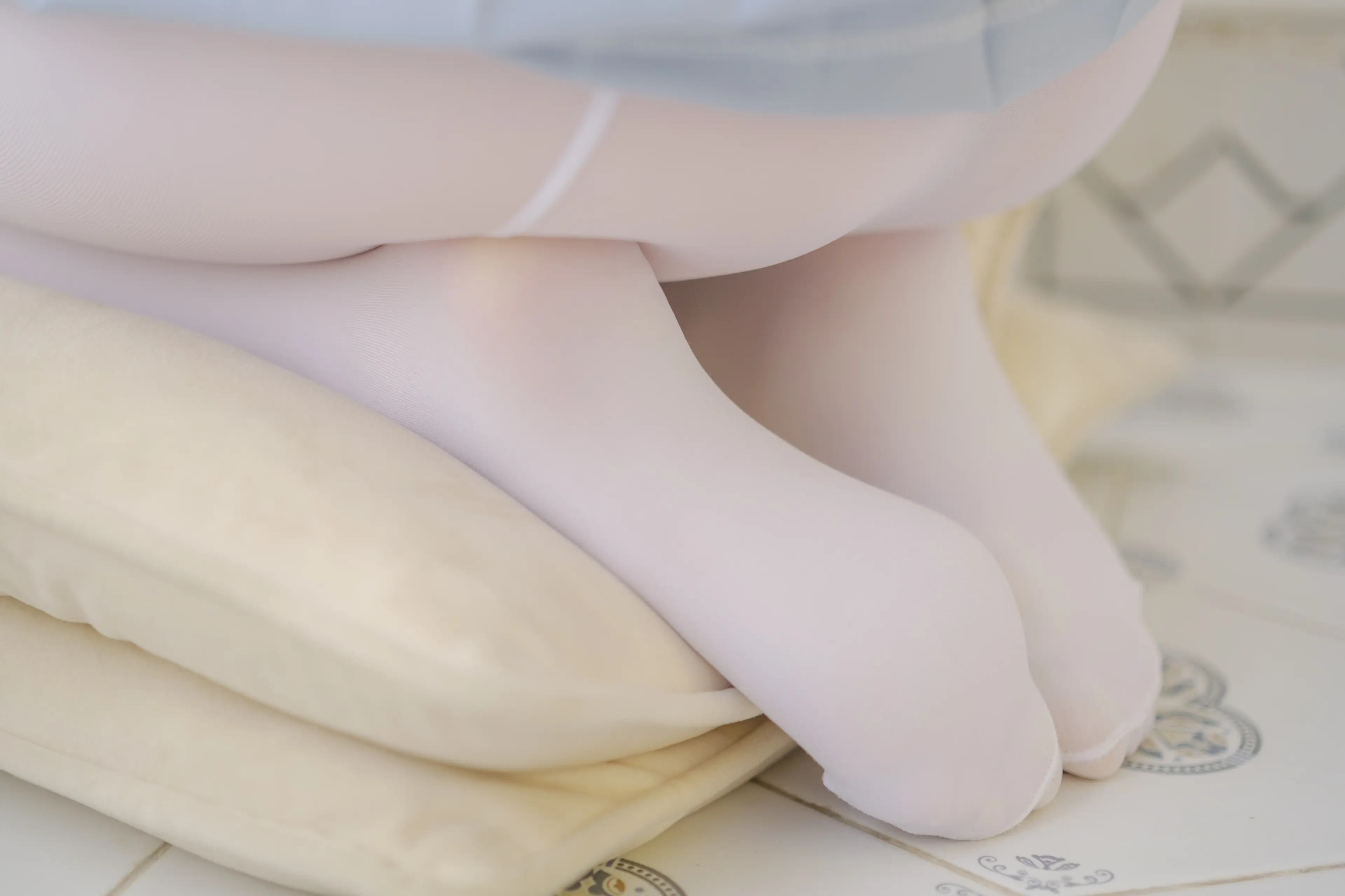 森萝财团 内部VIP系列 微风-04 [102P]