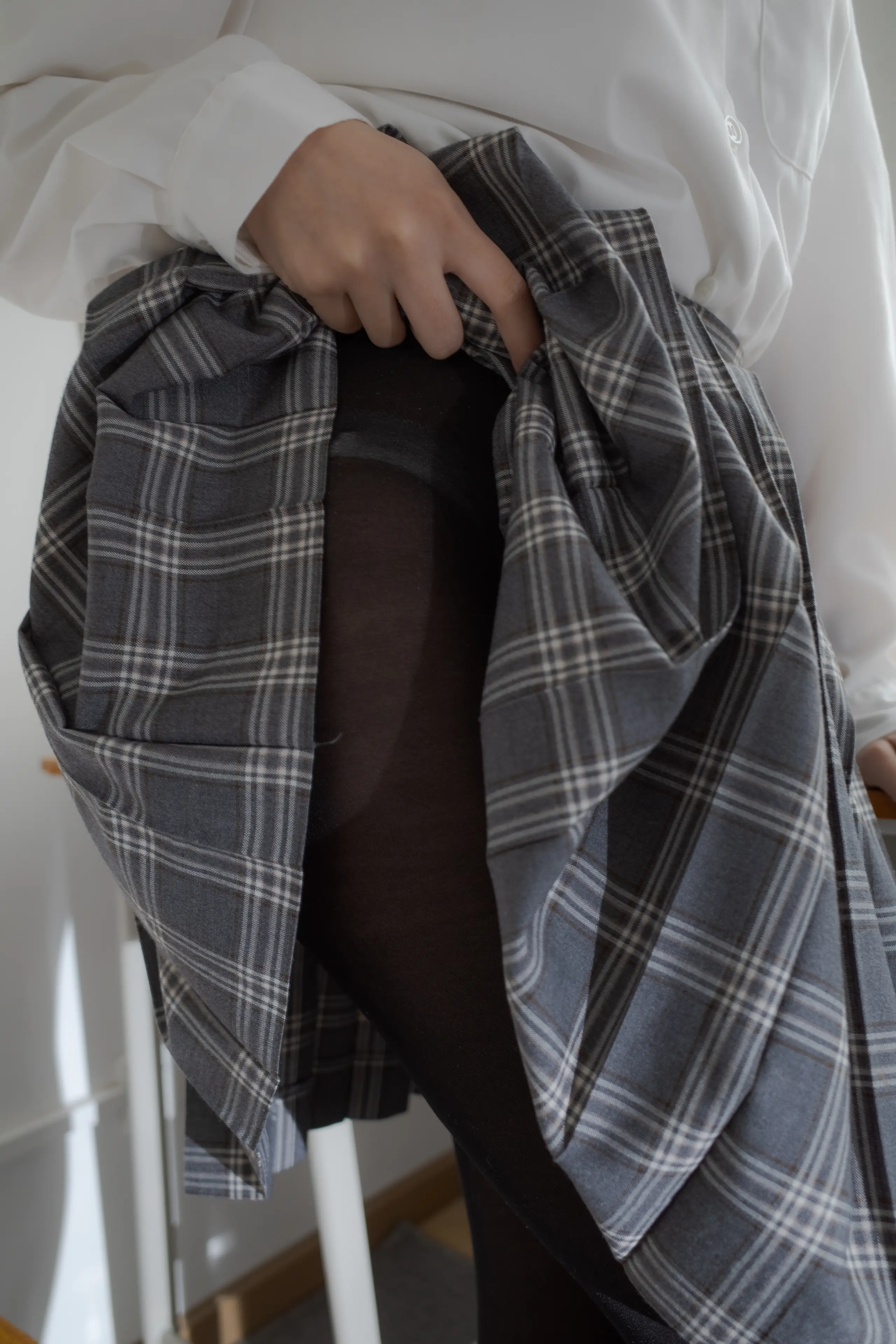 森萝财团 内部VIP系列 教室里诱人的黑丝学妹 [129P]